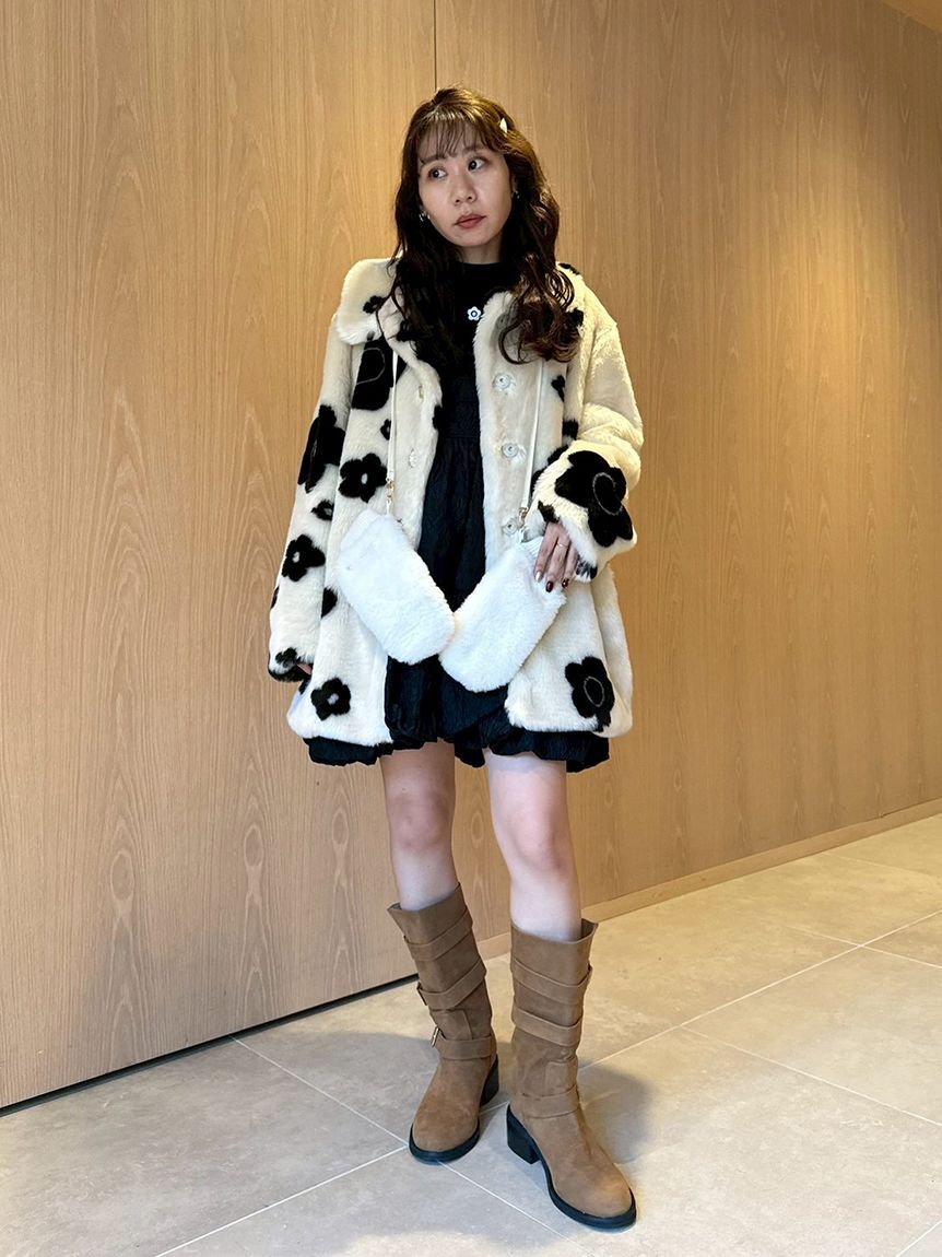 LILY BROWN「【LILY BROWN&times;MARY QUANT】デイジーモチーフファーミトン(Hearts2Hearts着用)」|手袋|