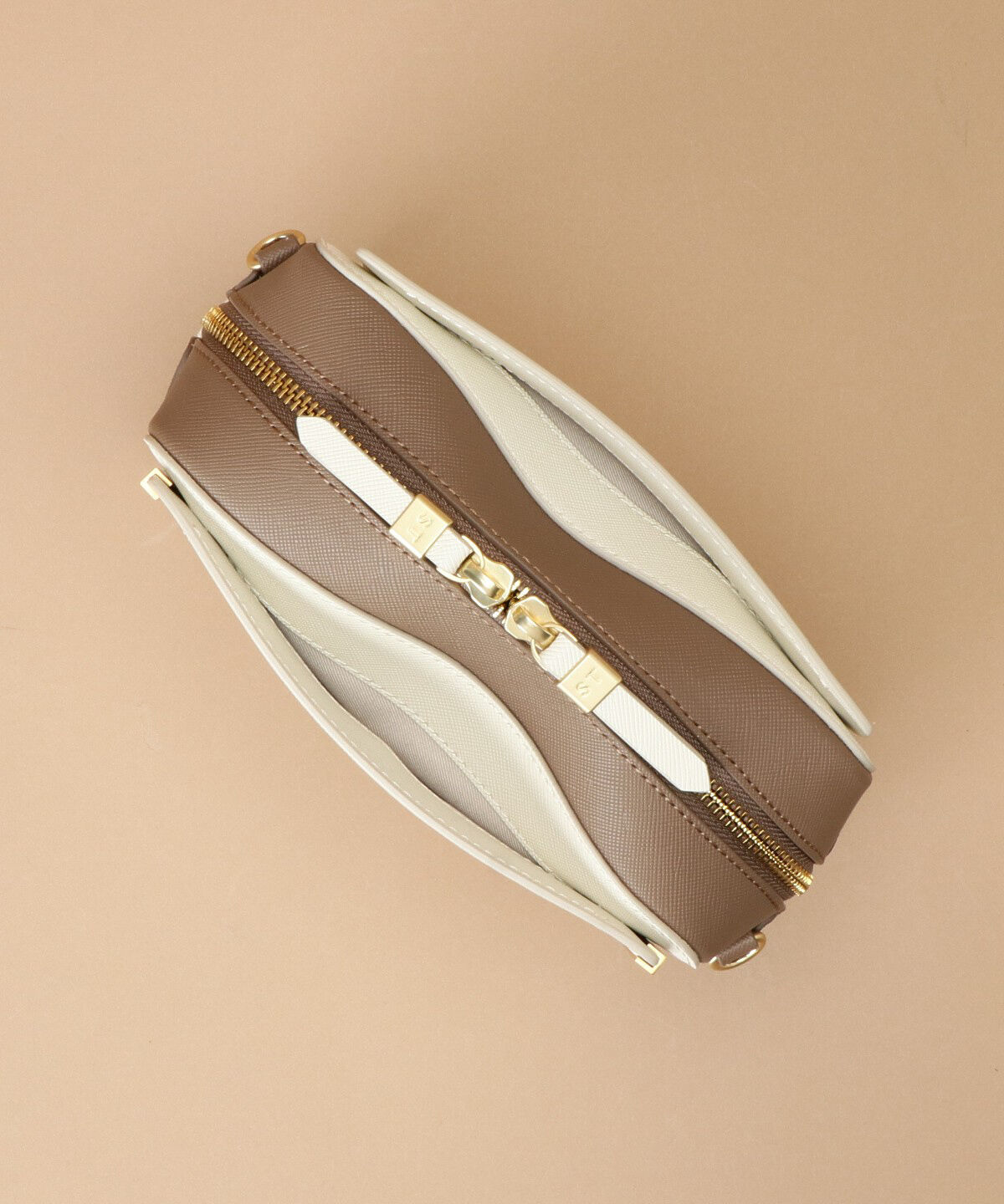 Samantha Thavasa「Pomme d'espoir ポムディスポワール バイカラーショルダーバッグ」|ショルダー・メッセンジャー|