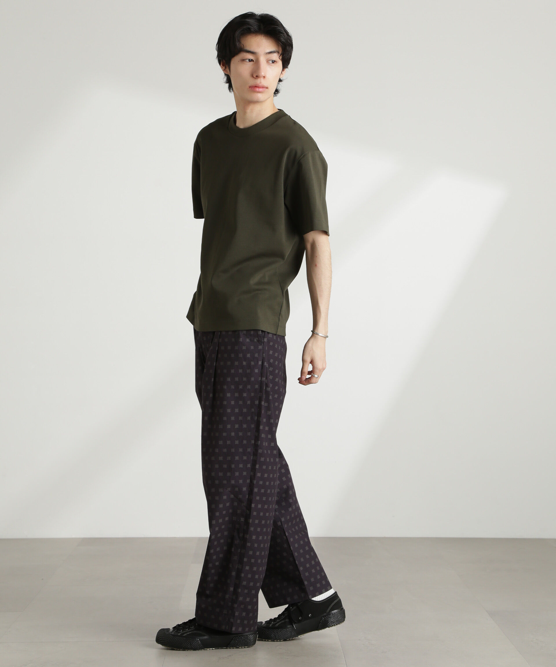 nano･universe「オリジナルパターンイージーパンツ」|チノ|