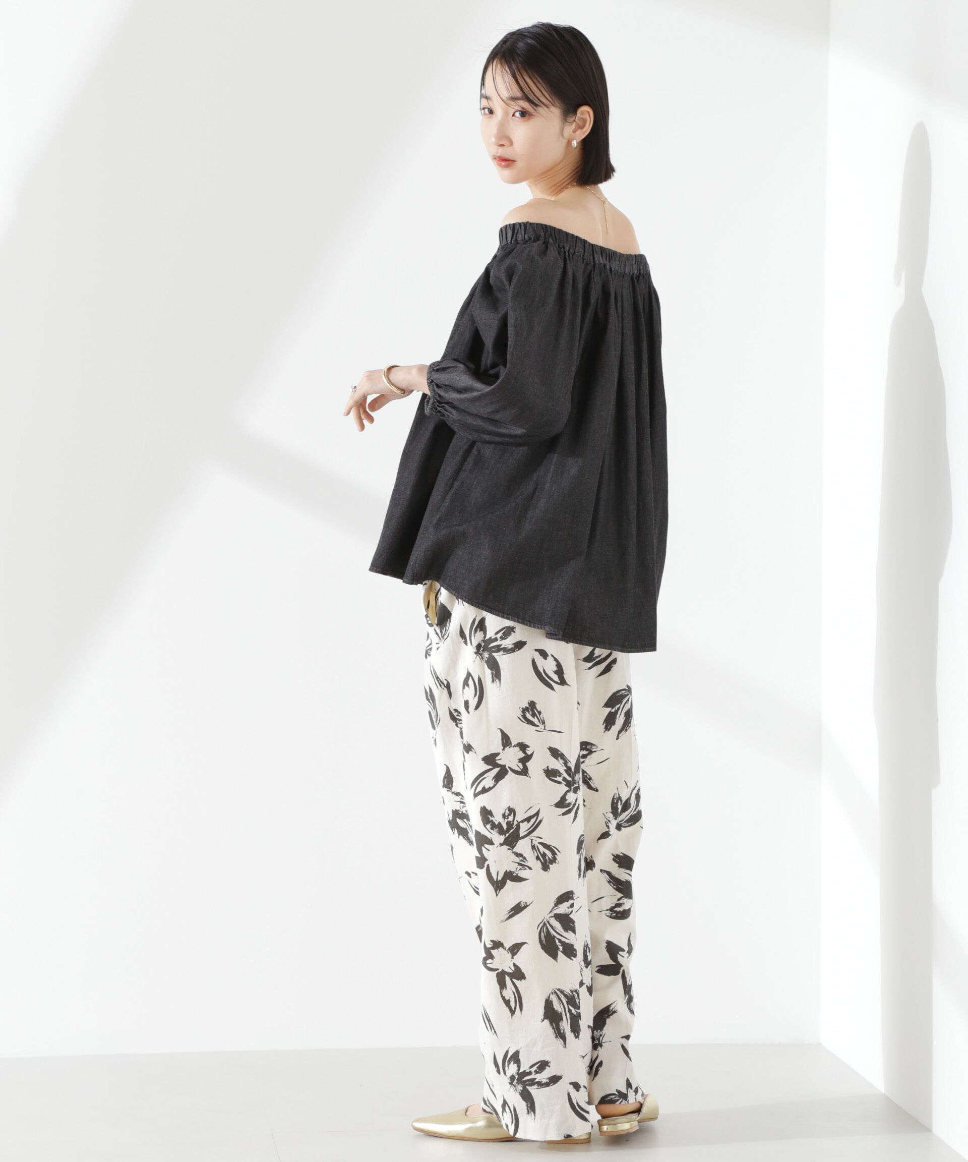 nano･universe「ライトデニムギャザーブラウス(セットアップ可)」|シャツ・ブラウス|