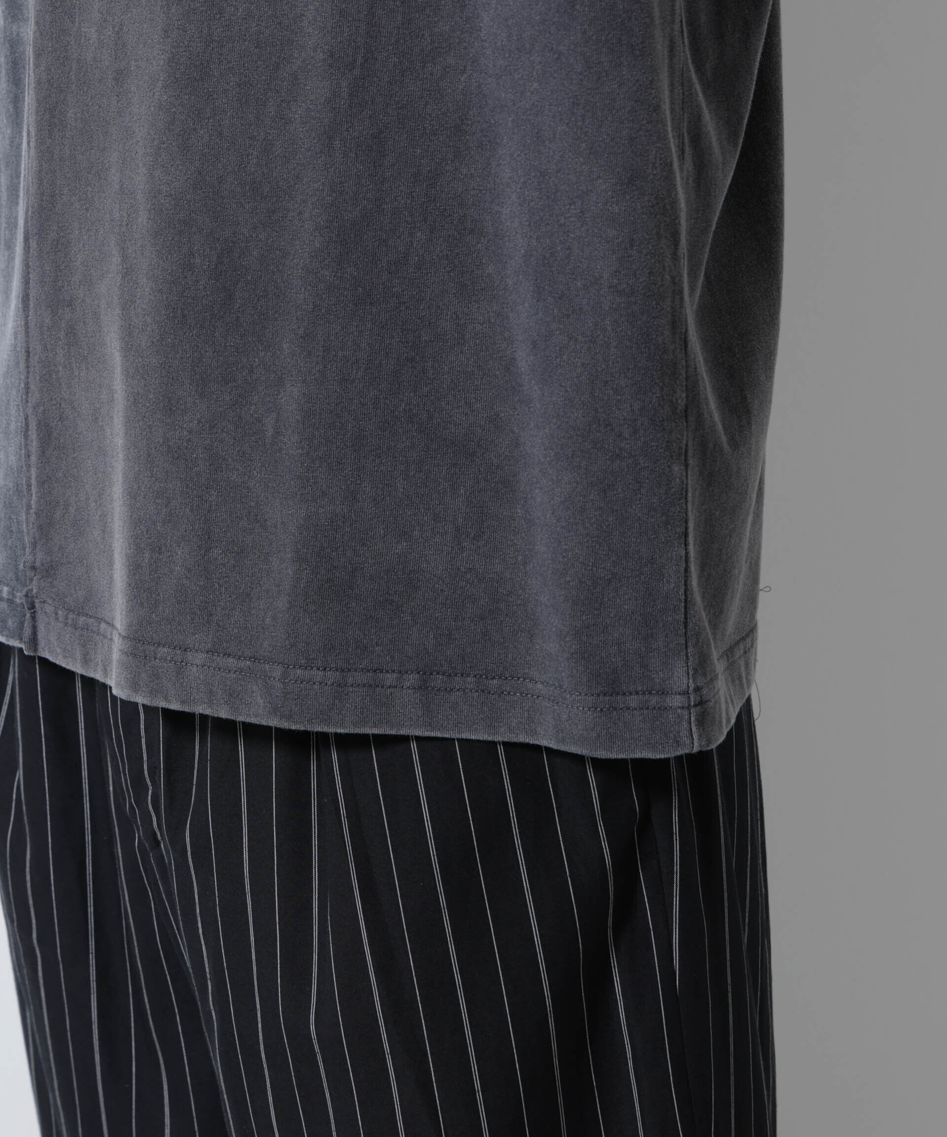 nano･universe「｢A-C-Z｣2トーンピグメントTシャツ 半袖」|Tシャツ・カットソー|