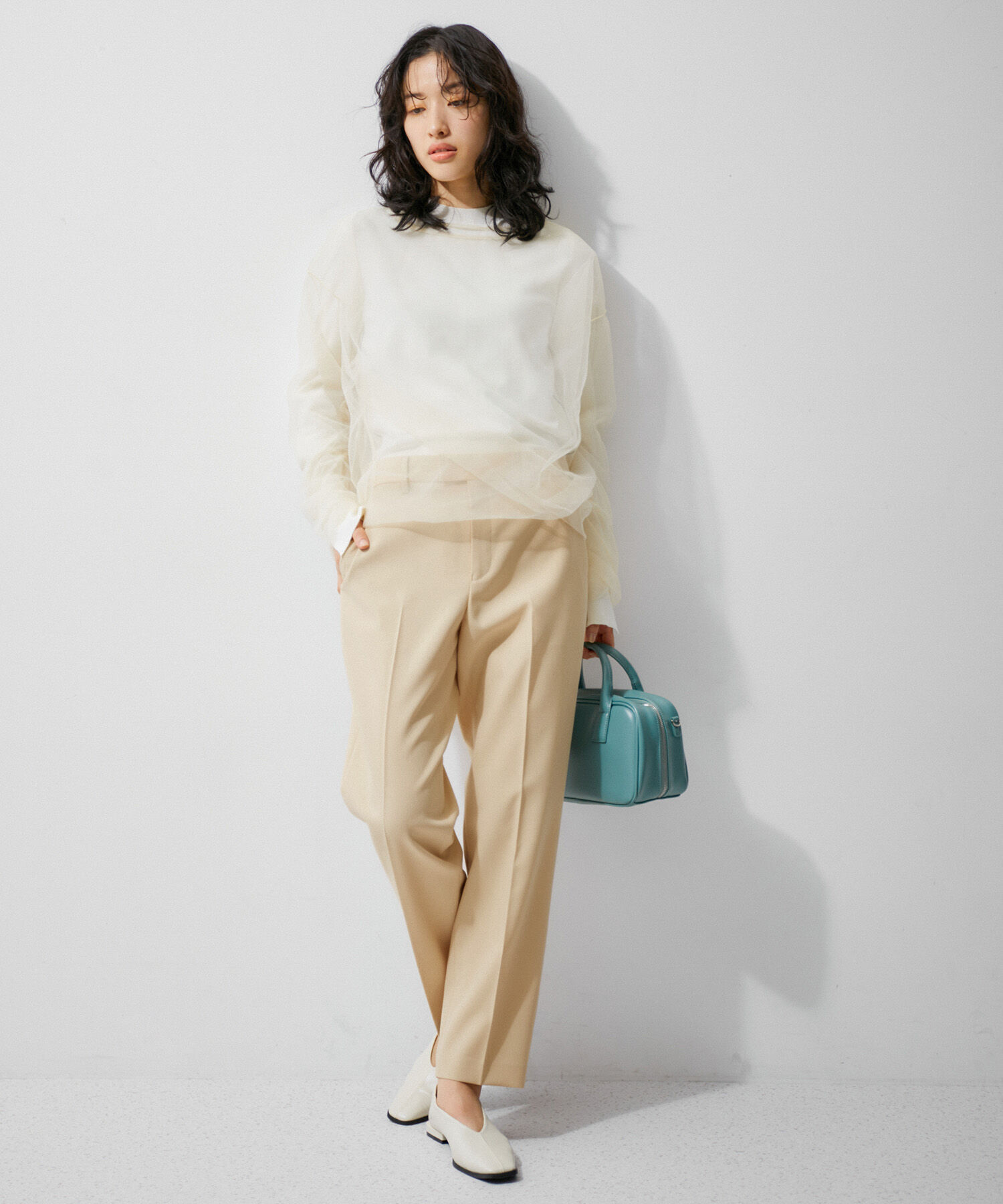 ADAM ET ROPE'「【サステナブル】スリムスラックス」|スラックス|