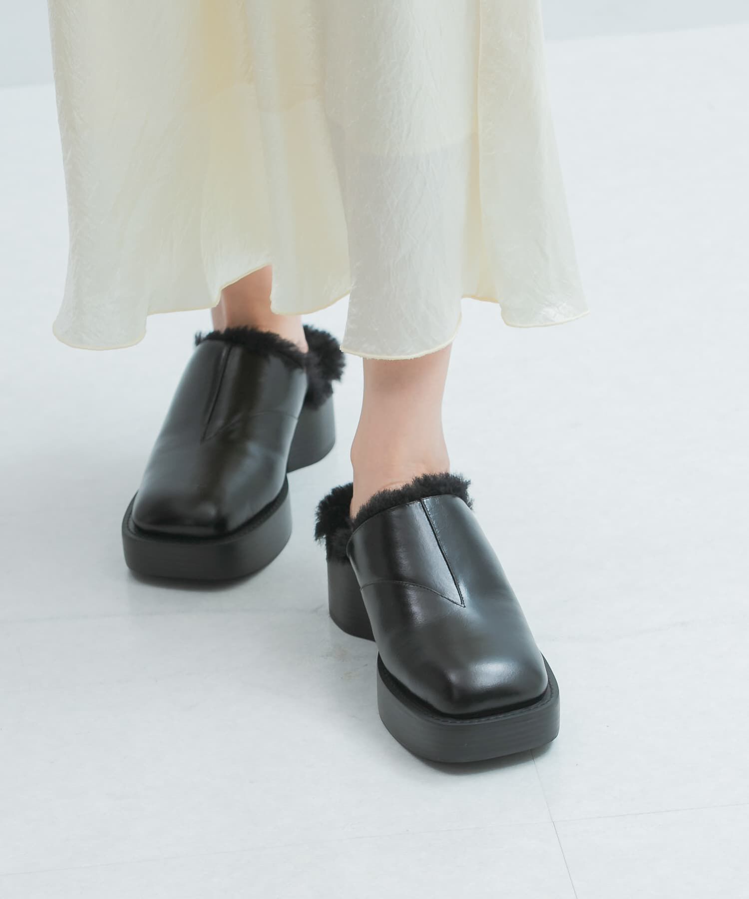 URBAN RESEARCH ROSSO「ALM.　VIVLOS LEATHER MULES」|その他|