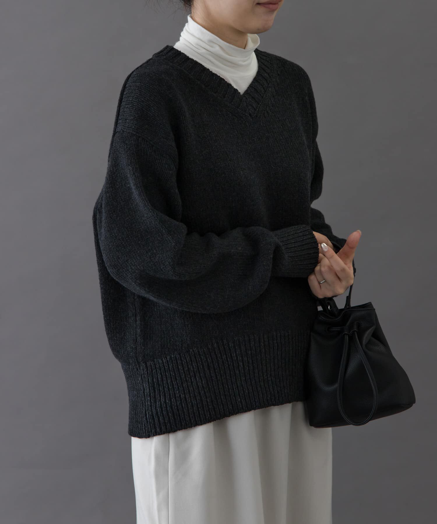 URBAN RESEARCH DOORS「FORK&SPOON　Vネックニット」|ニット・セーター|