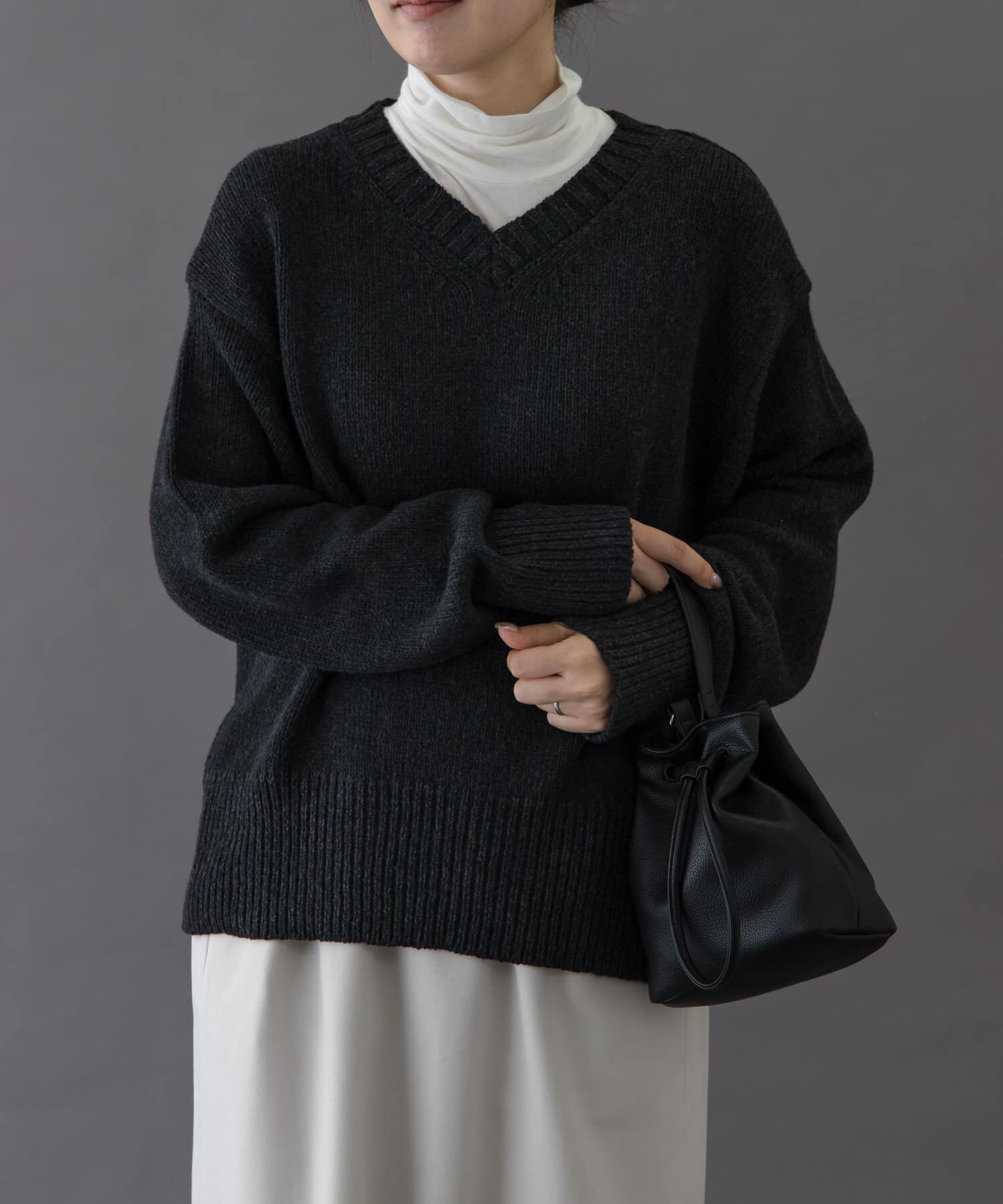 URBAN RESEARCH DOORS「FORK&SPOON　Vネックニット」|ニット・セーター|