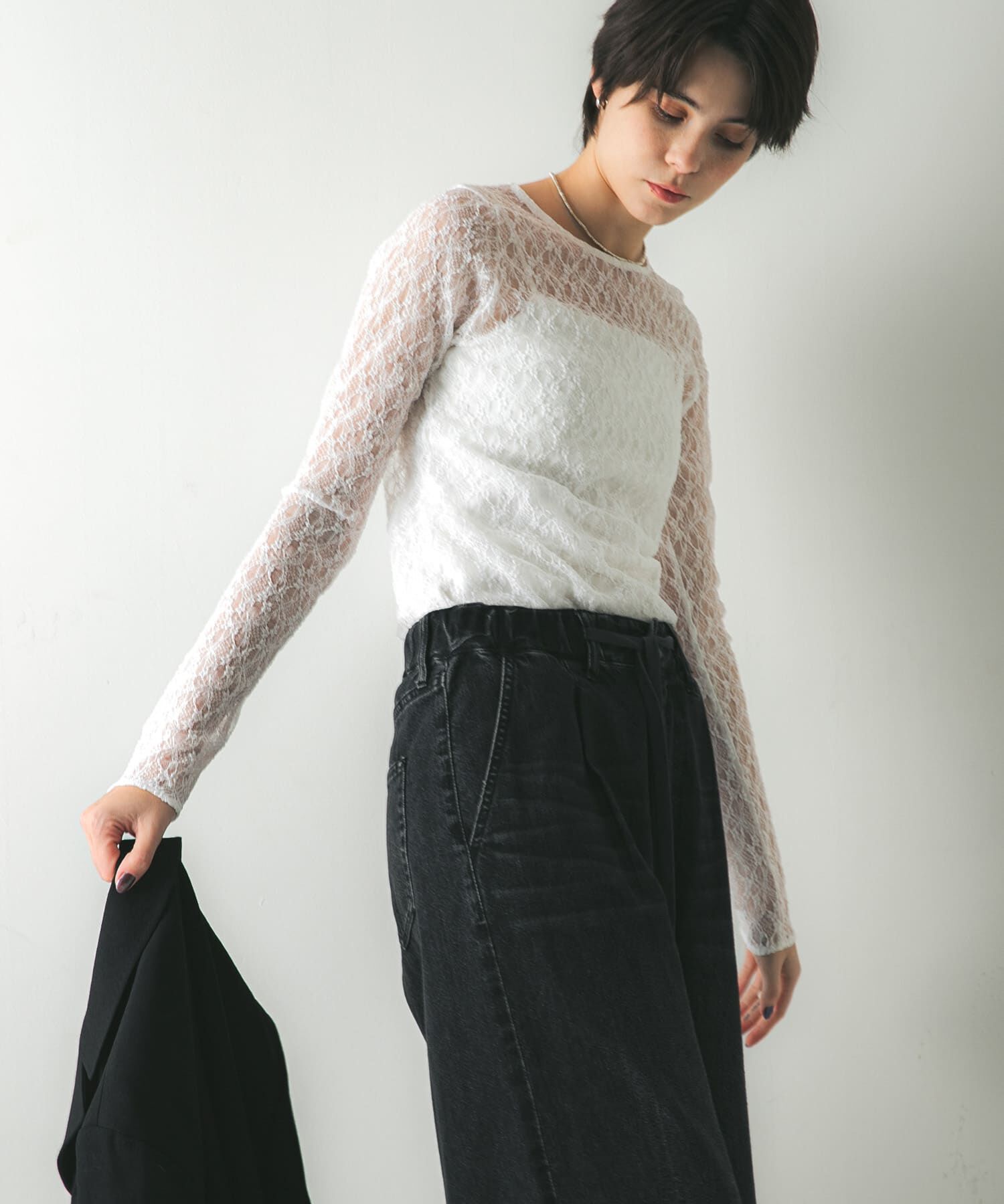 URBAN RESEARCH「ストレッチレースクルーネックブラウス」|Tシャツ・カットソー|