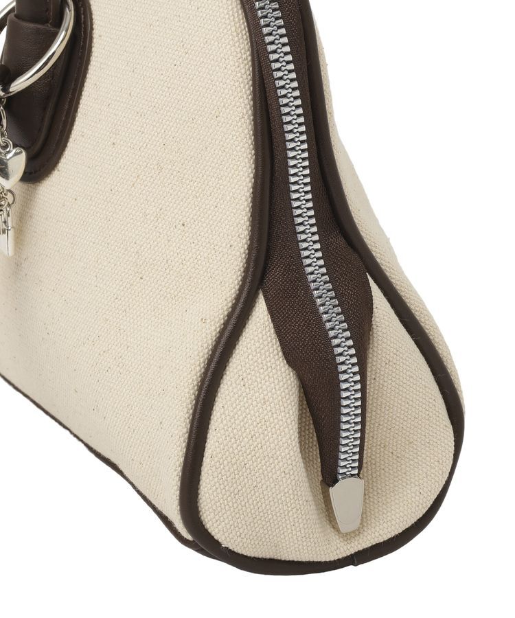 earth music&ecology「チャーム付きオブロングボストン」|ショルダー・メッセンジャー|