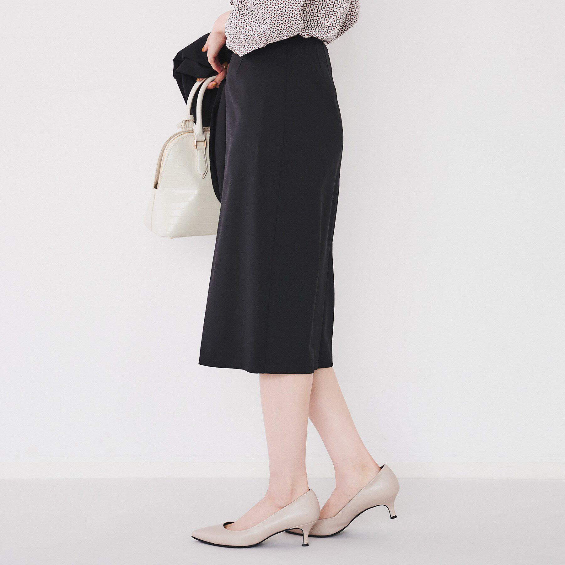 UNTITLED「【洗える通勤スーツ】レジェールギャバ ストレッチタイトスカート」|スカート|