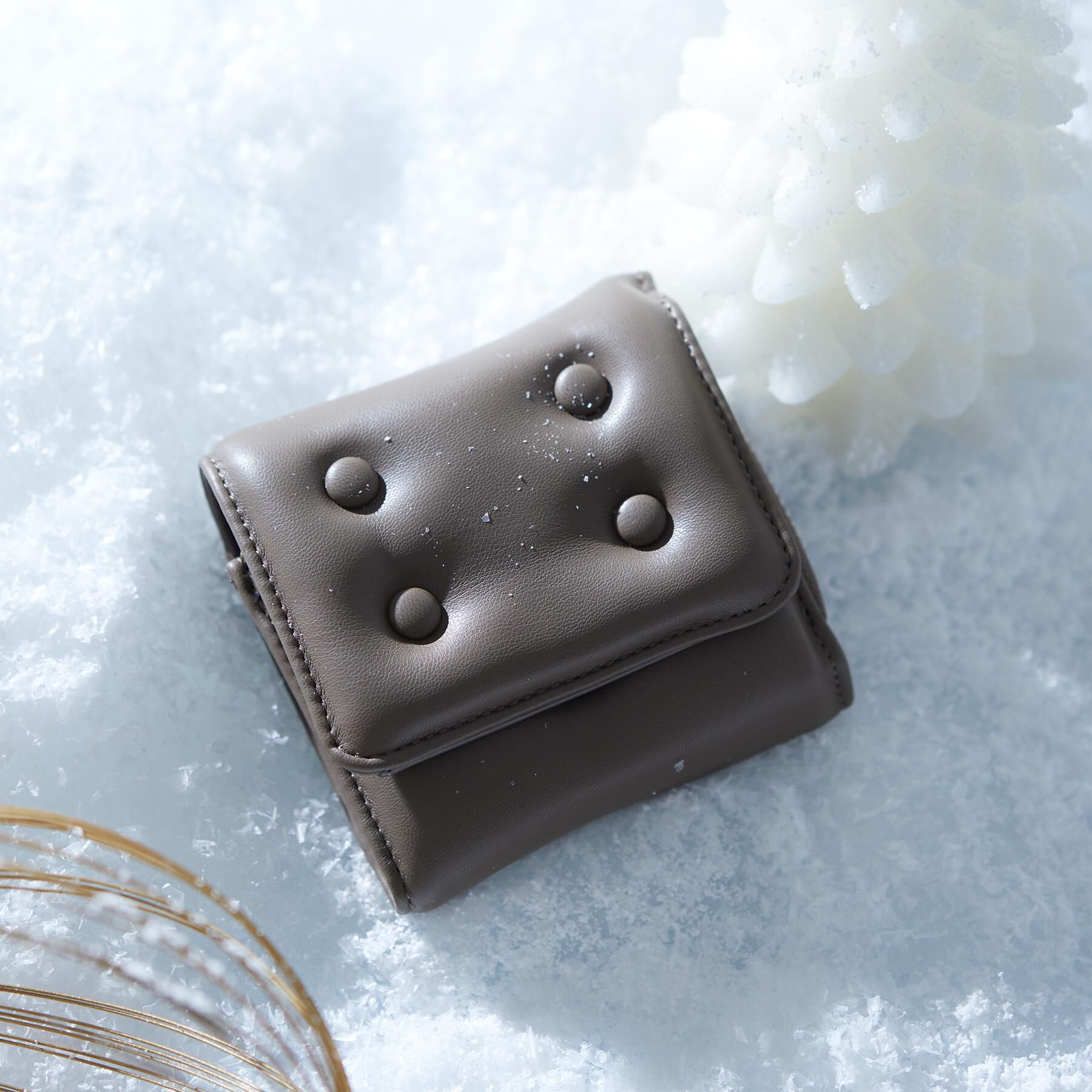 tk.TAKEO KIKUCHI「クッション三つ折り財布」|財布|ベージュ(052)