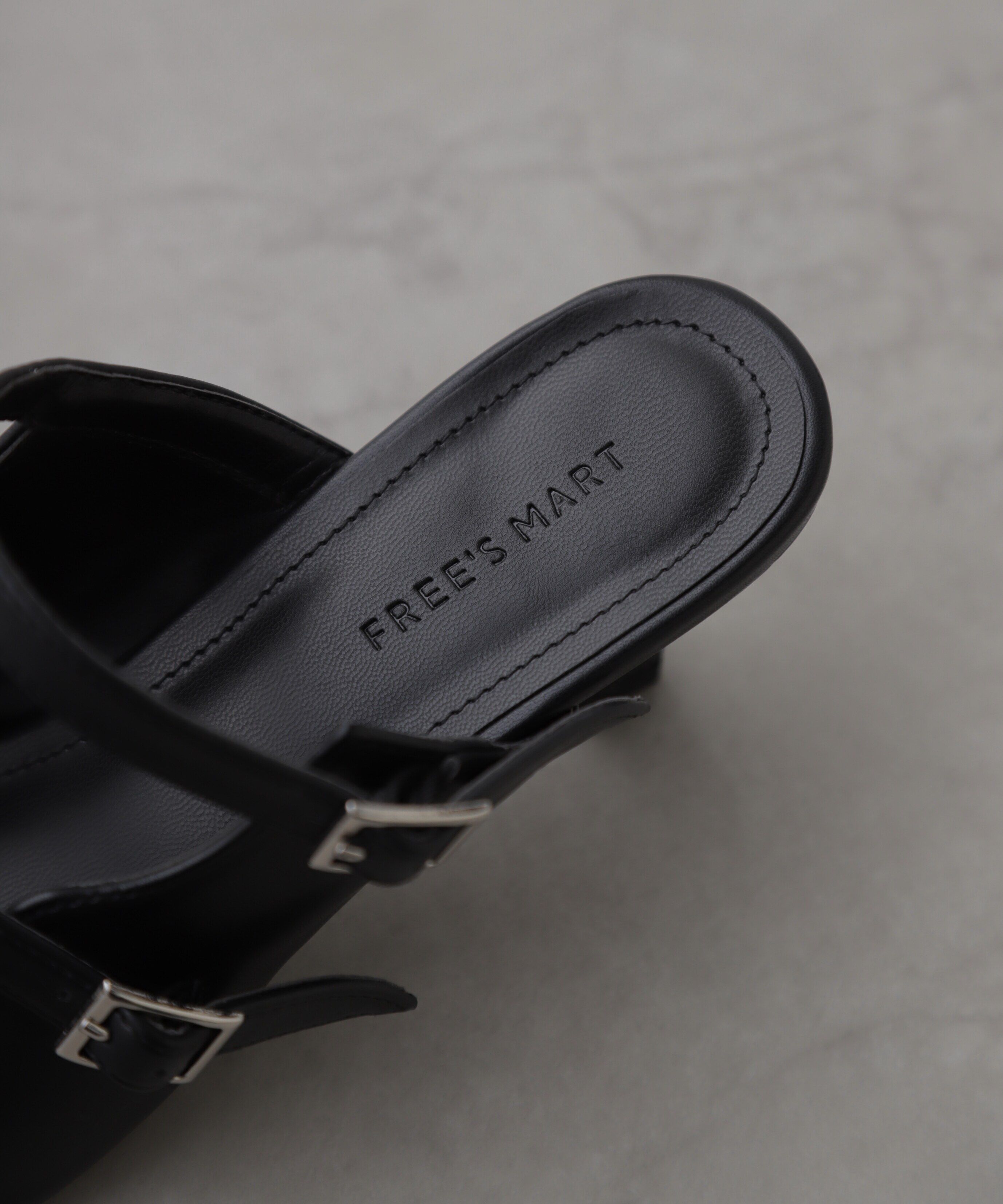  「スクエアバックルミュール」|その他|