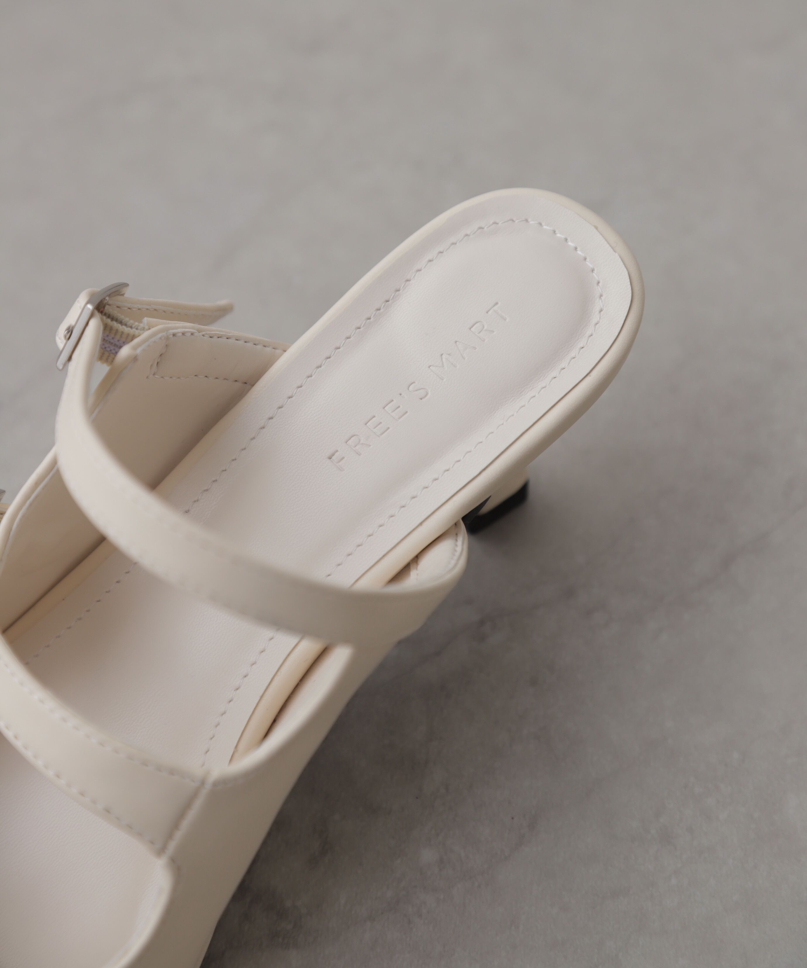  「スクエアバックルミュール」|その他|