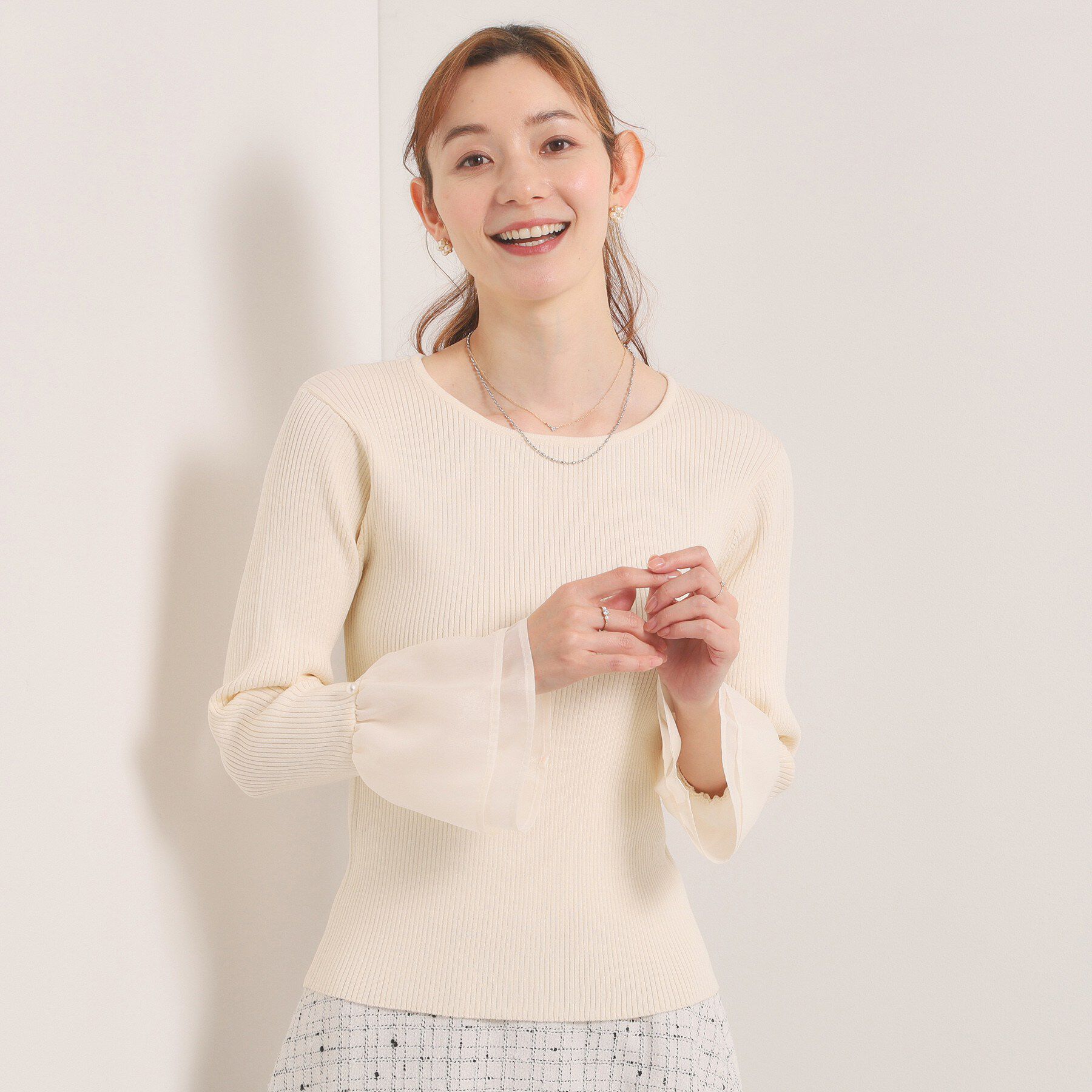 ITS&rsquo;DEMO「袖口フリルリブニット」|ニット・セーター|アイボリー(004)