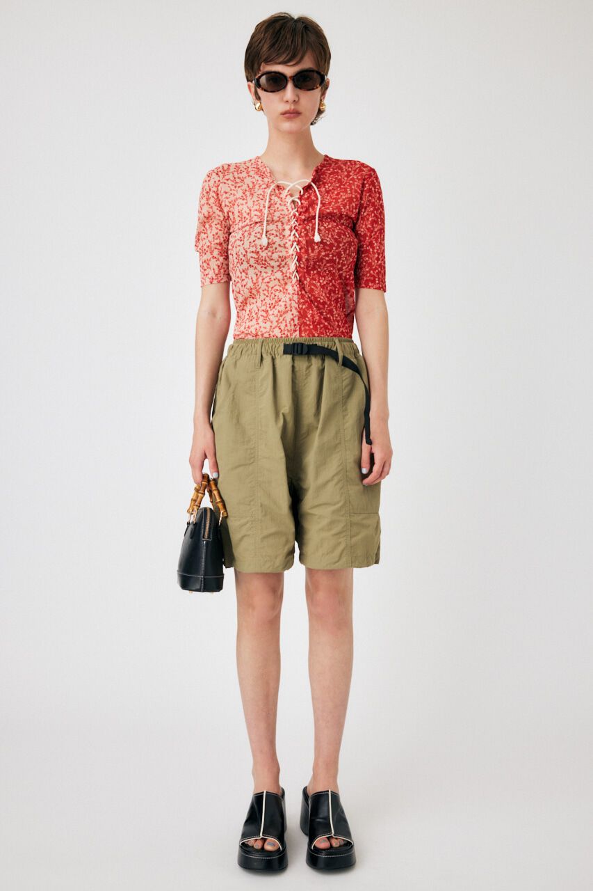 MOUSSY「ASYMMETRIC COLOR LACE UP トップス」|Tシャツ・カットソー|RED