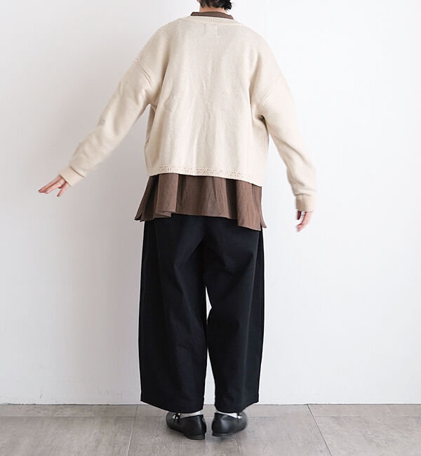 オオカミとフクロウ「オオカミとゼンマイ仕掛けのペロ」|ニット・セーター|