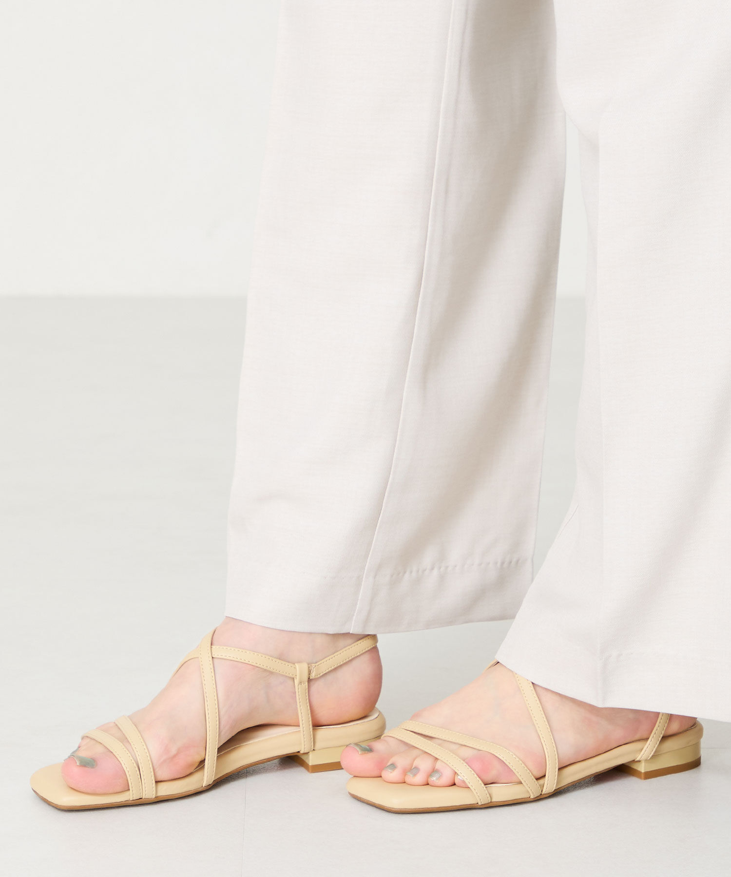 WA Oriental TRaffic「●2025春夏新作●ナローストラップフラットサンダル/52209 サンダル　フラット 抜け感 人気 トレンド」|サンダル|YELLOW