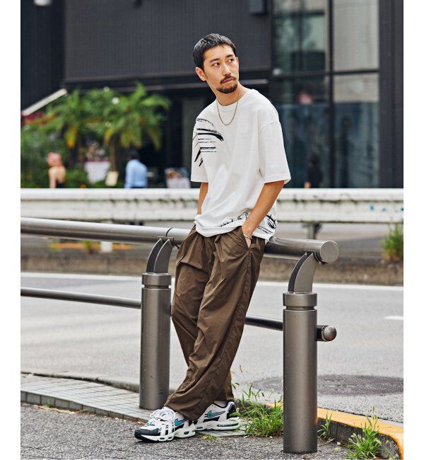 Paris Saint-Germain「【隈 研吾 &times; Paris Saint-Germain】グラフィックプリント Tシャツ」|Tシャツ・カットソー|