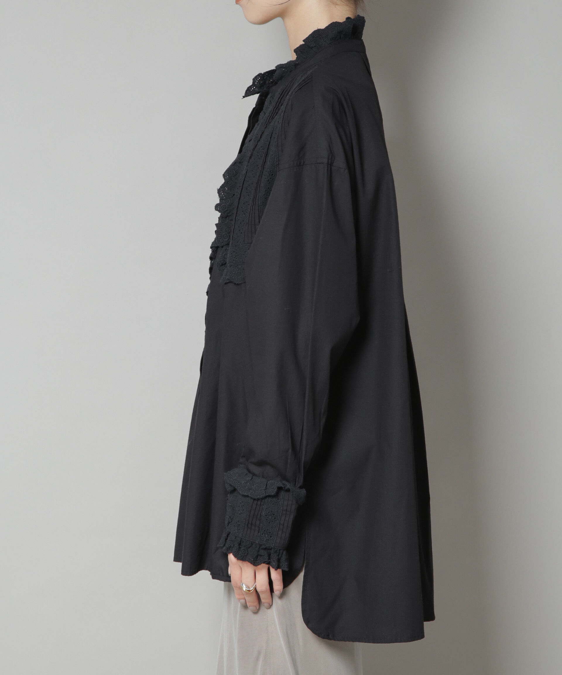 nano･universe「Sara mallika/COTTON PINTUCK LACE BLOUSE」|シャツ・ブラウス|