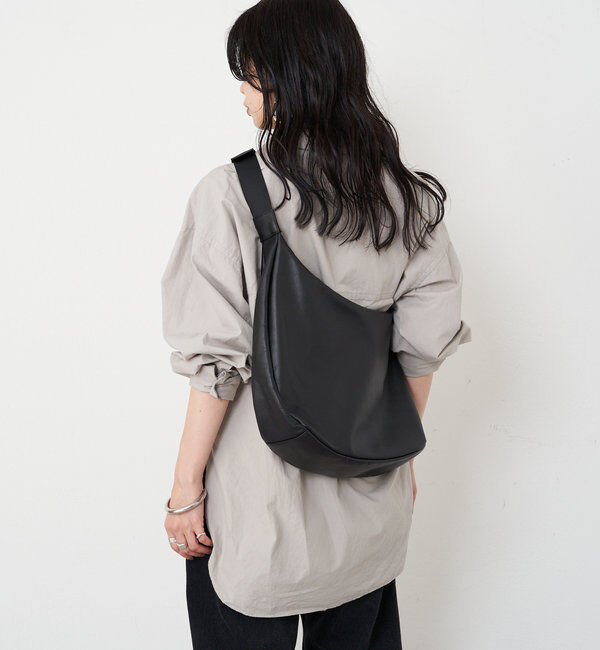  「ソフトレザーラウンドビッグショルダーバッグ」|ショルダー・メッセンジャー|