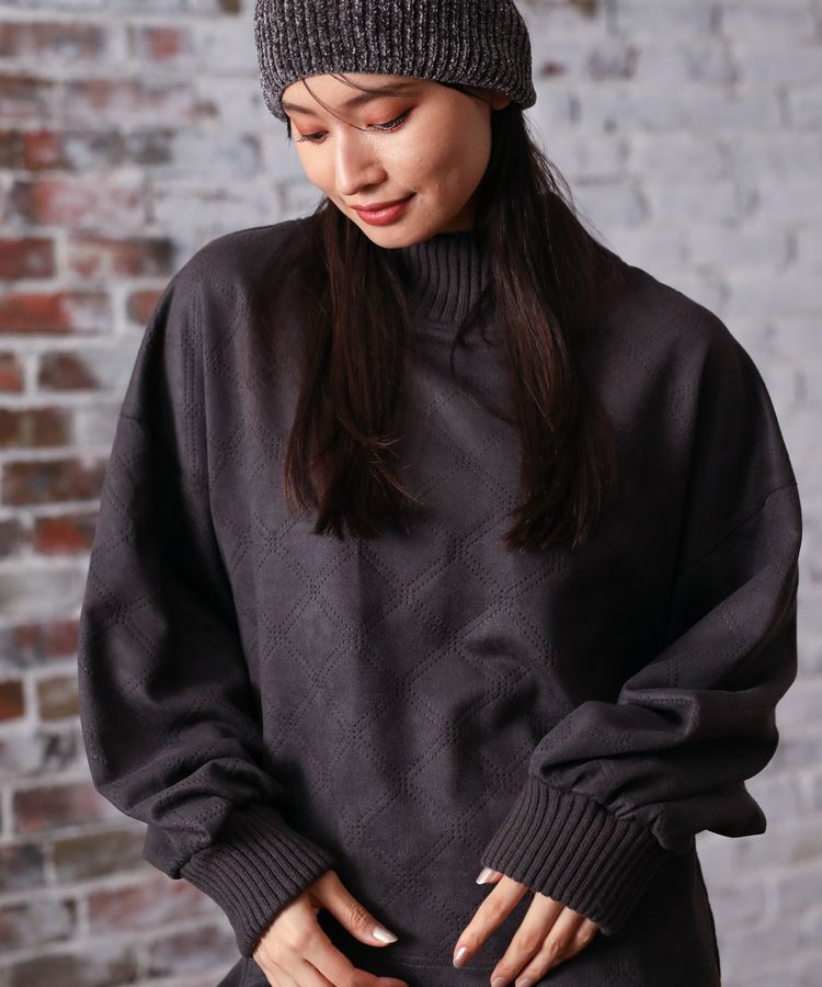 Green Parks「・ELENCARE DUE エンボスプルオーバー」|Tシャツ・カットソー|