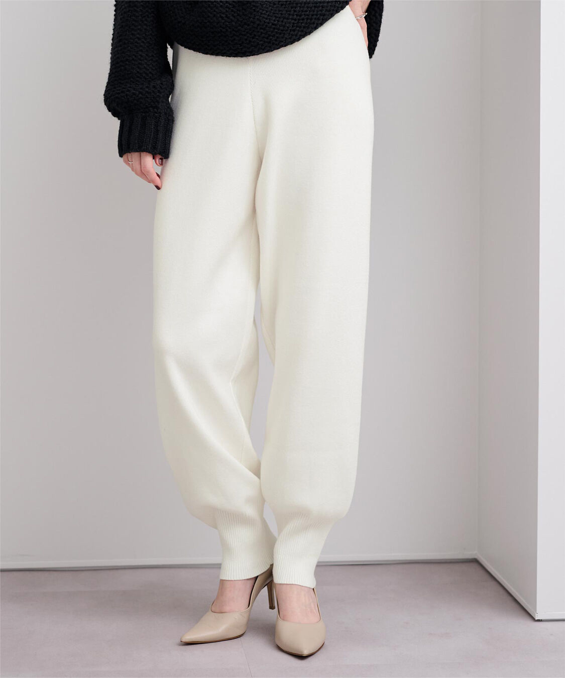 ur's「ニットジョガーパンツ」|スラックス|ホワイト