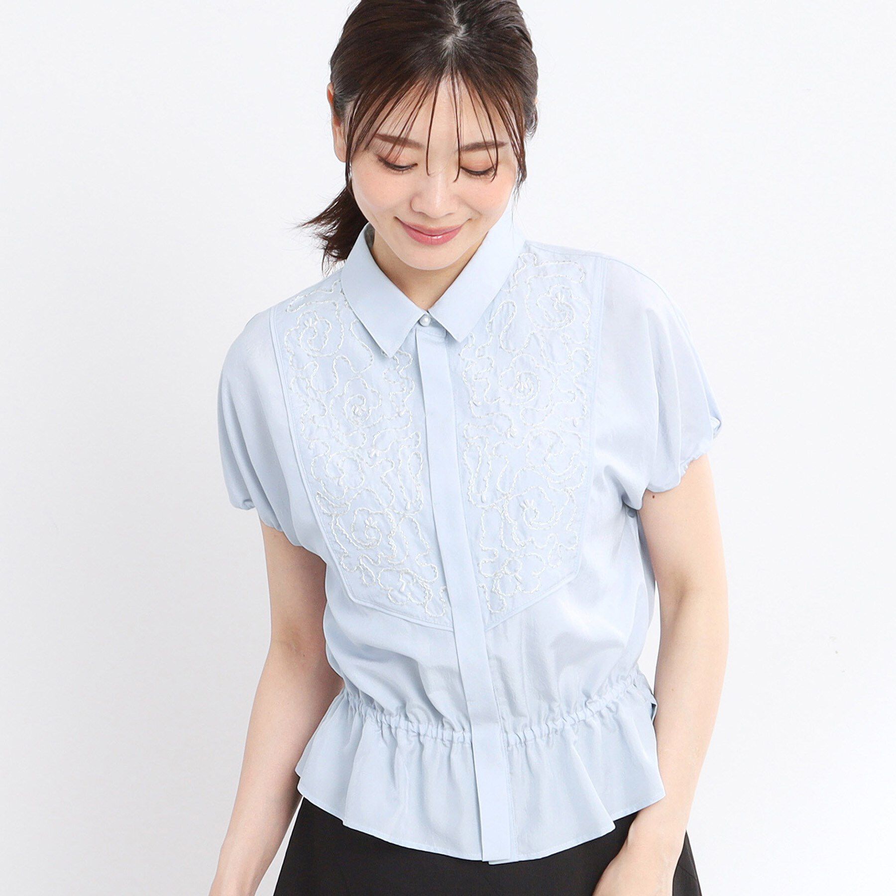 Reflect「【夏SALE／R‐QUALITY】ビーズ刺繍ブラウス」|シャツ・ブラウス|サックスブルー(09