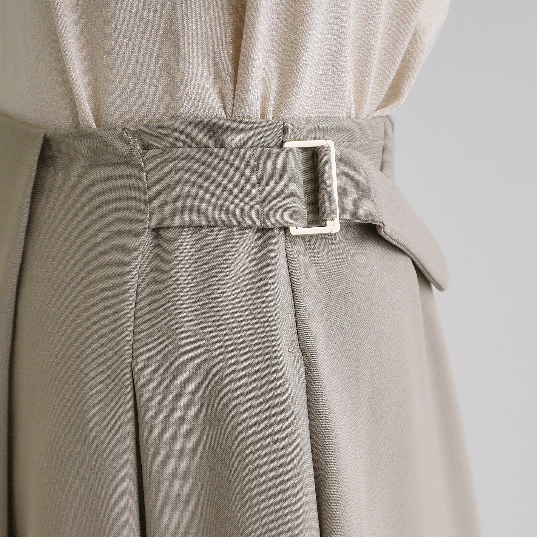 grove「サイドベルトタックフレアスカート」|スカート|