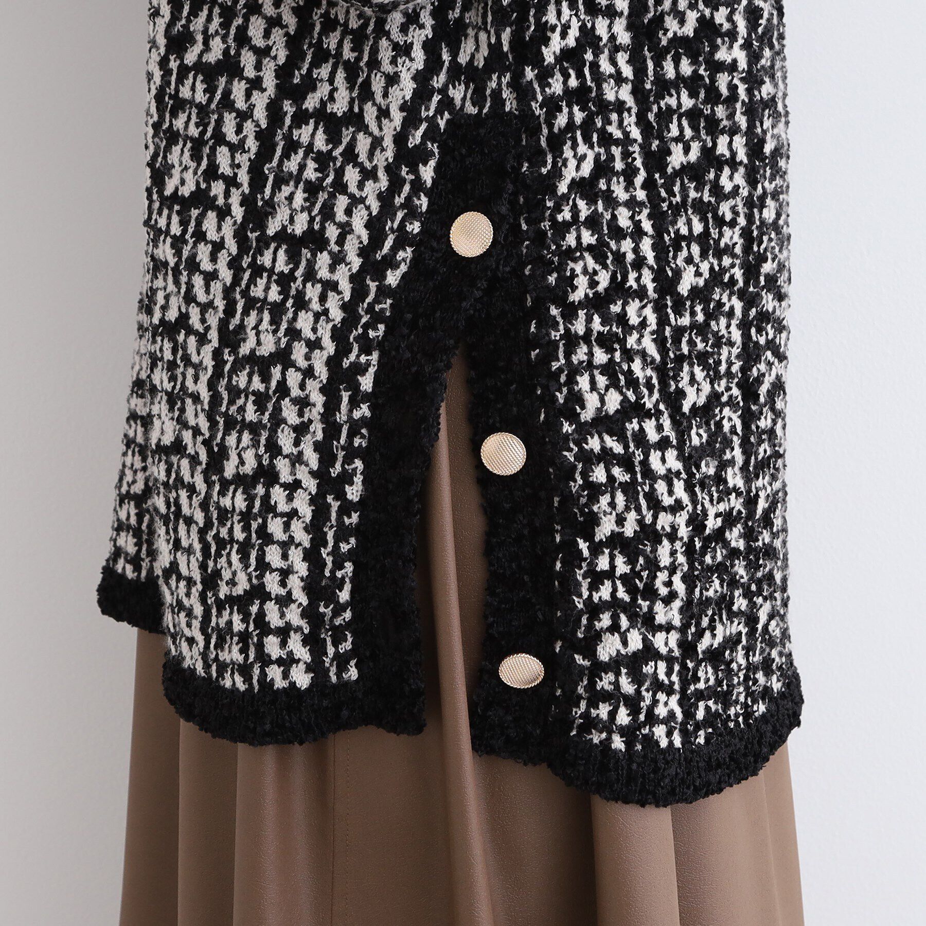 INDIVI「【洗える／映え】ツイーディーVネックニット」|ニット・セーター|