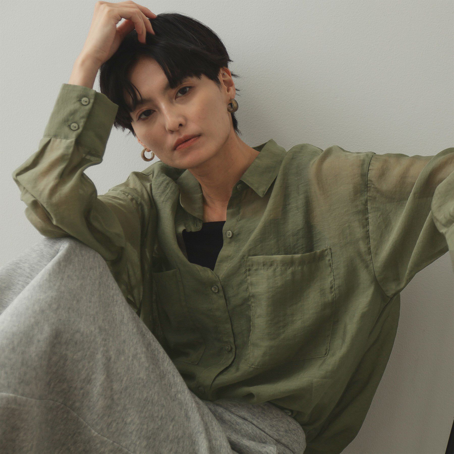 OPAQUE.CLIP「シアーダブルポケットシャツ【洗濯機洗い可】」|シャツ・ブラウス|カーキ(029)