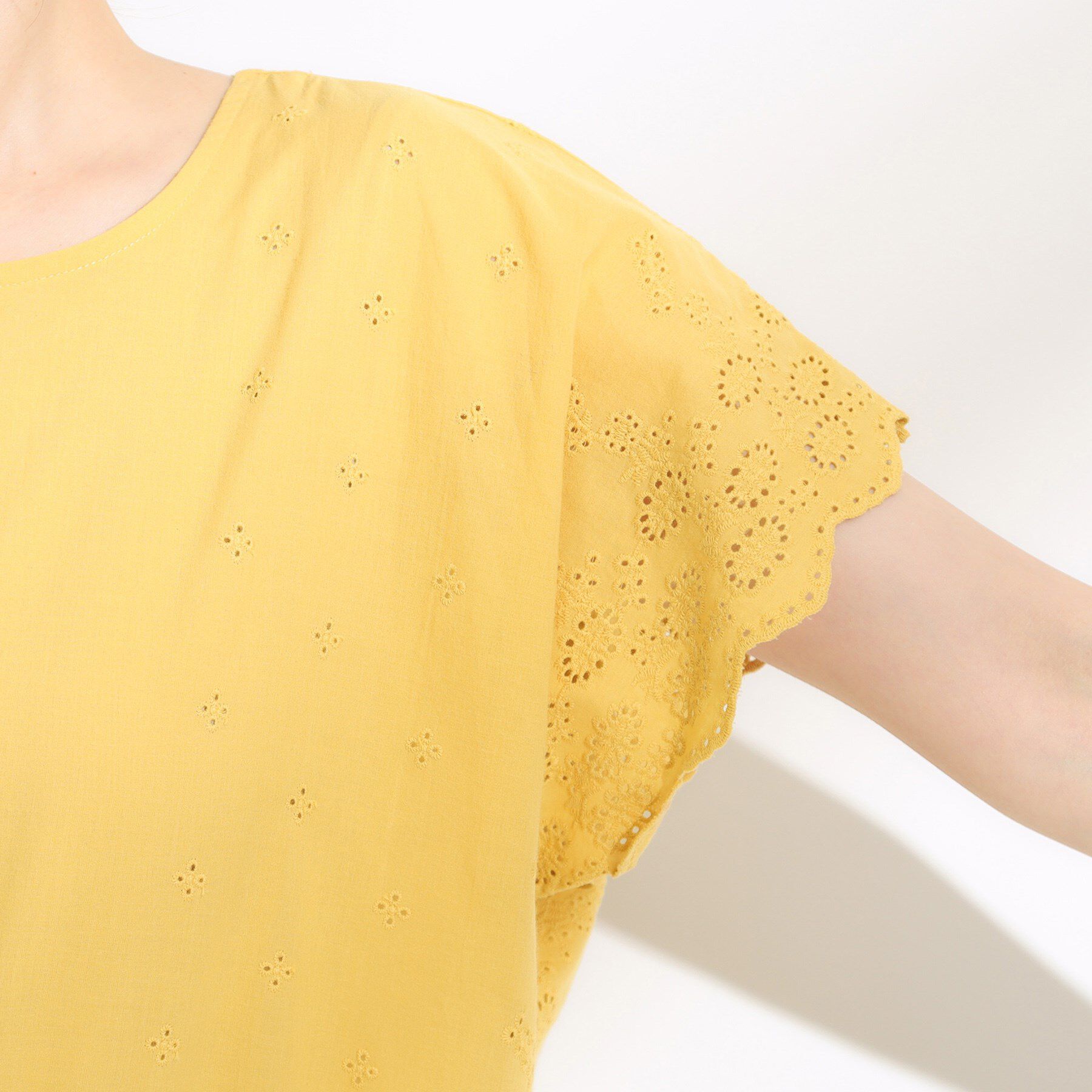 SHOO･LA･RUE「スカラップ刺繍レースが目を惹く ドルマントップス」|Tシャツ・カットソー|