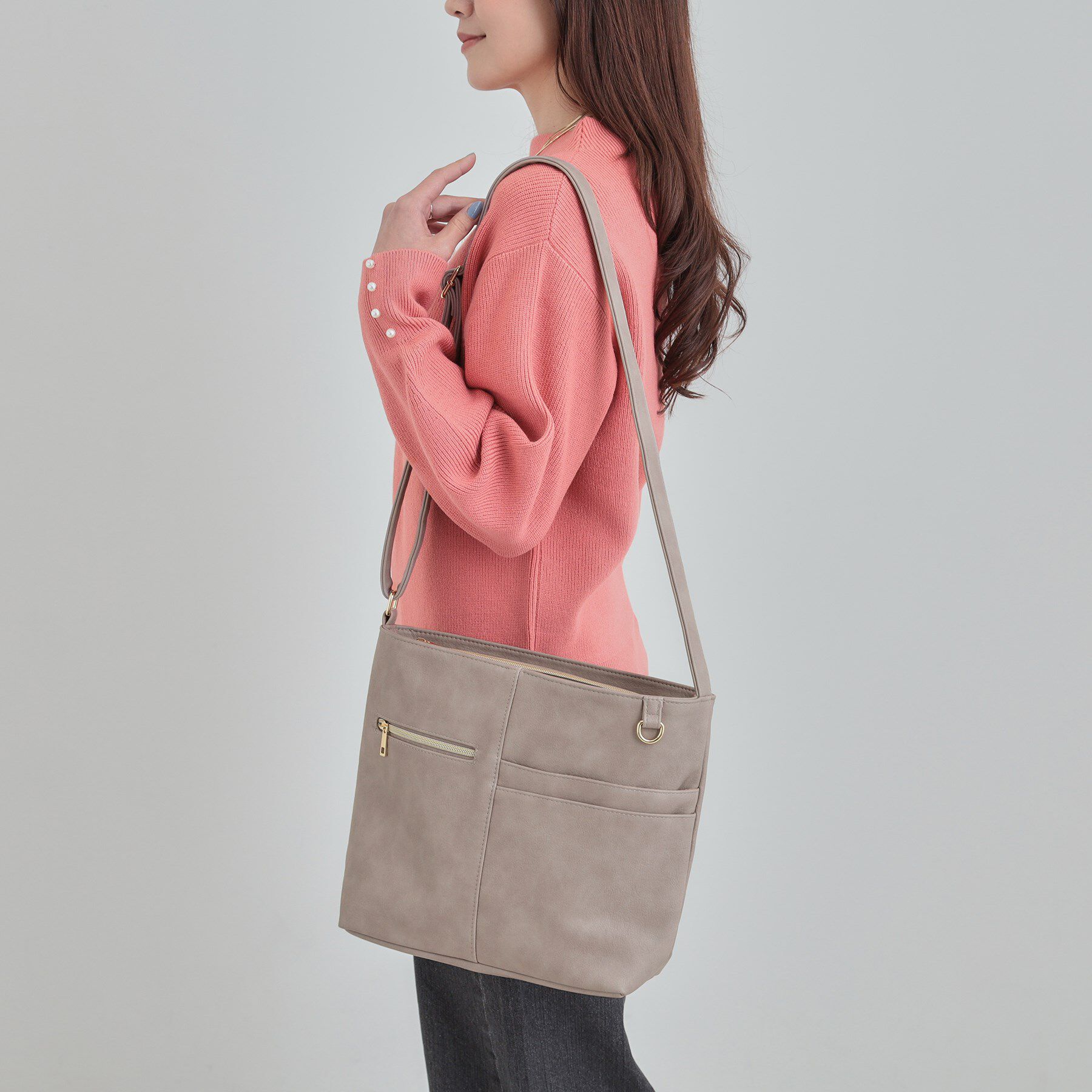 SHOO･LA･RUE「【8ポケット】フロント切り替えショルダーバッグ」|ショルダー・メッセンジャー|パープル(081)