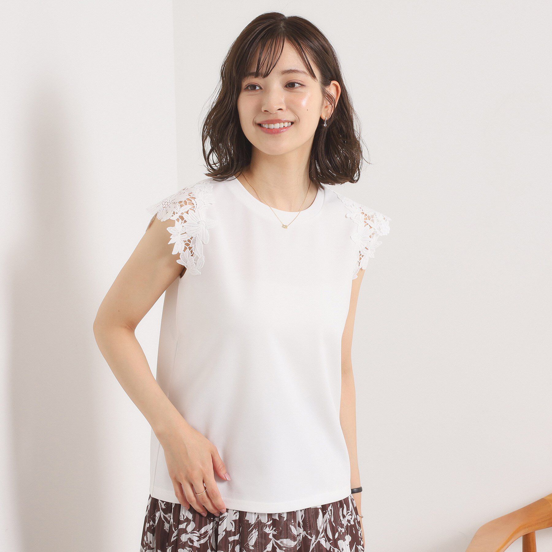 ITS&rsquo;DEMO「【手洗い可】袖レースポンチプルオーバー」|Tシャツ・カットソー|オフホワイト(003