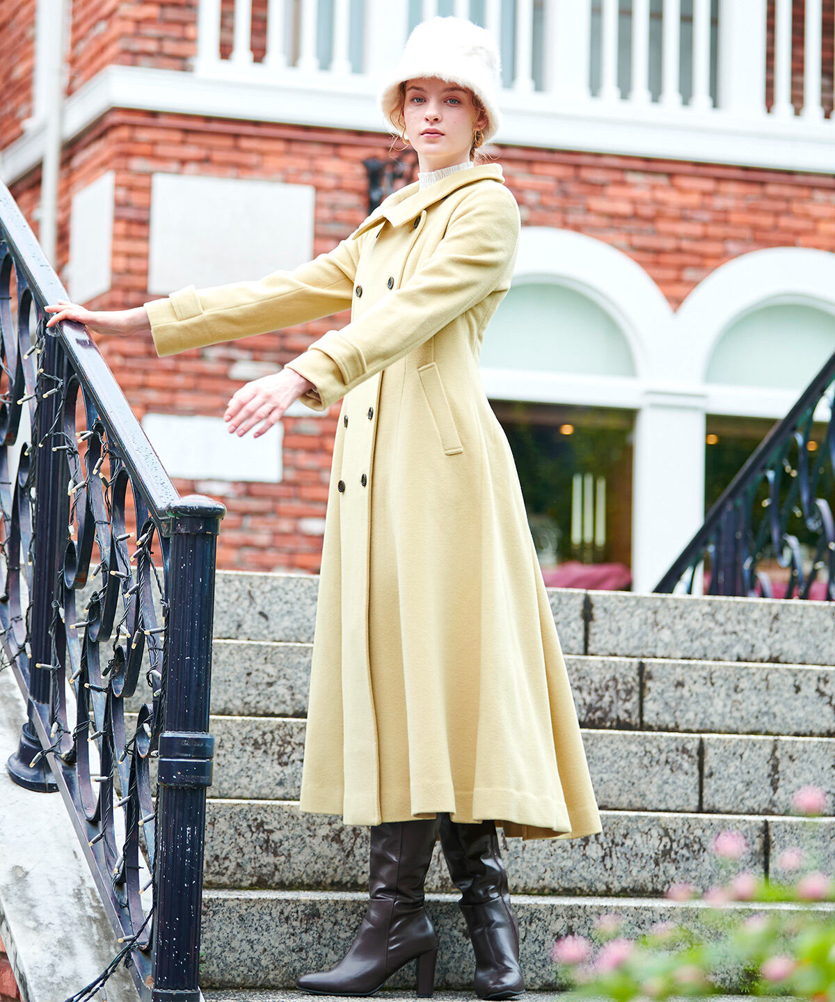 アンドクチュール「ダブルブレストスタンドカラーコート」|ステンカラーコート|