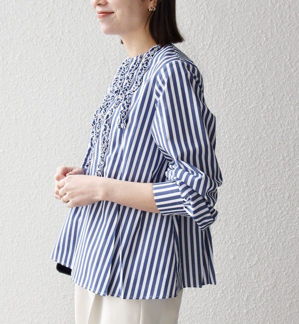 SHIPS any「《予約》SHIPS any:〈洗濯機可能〉REPREVE フリル クルーネック Aライン ブラウス」|シャツ・ブラウス|