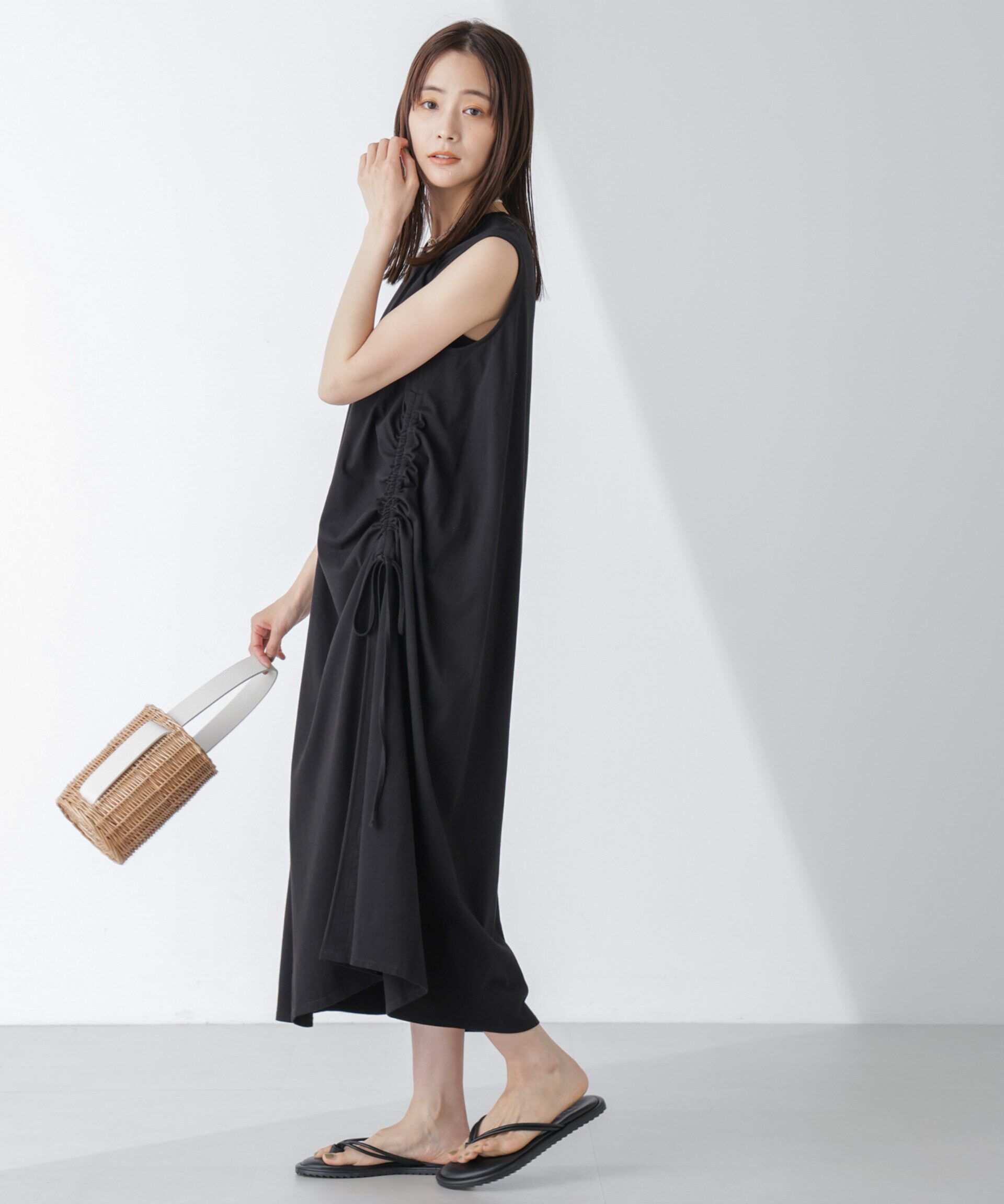 nano･universe「サイドドロストノースリーブカットワンピース」|ワンピース|