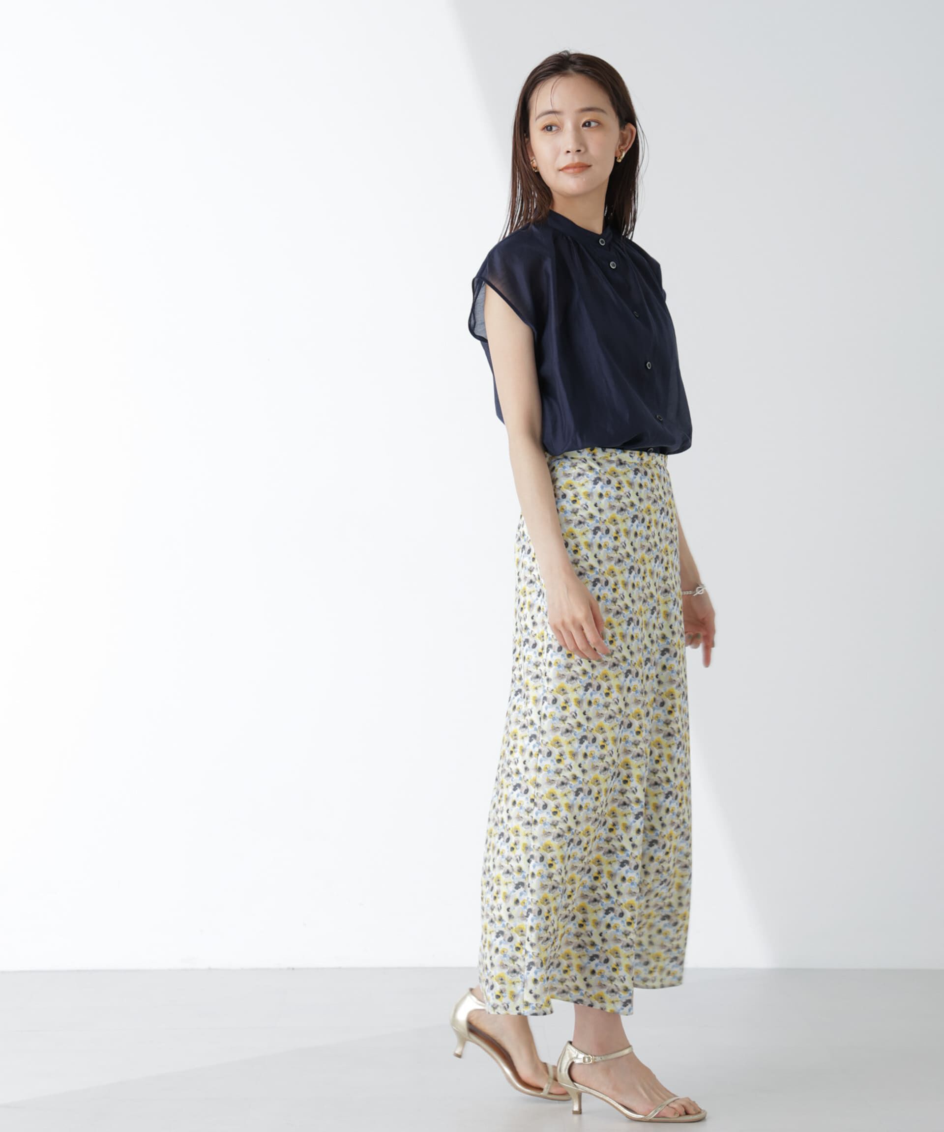 nano･universe「シアーサテンスタンドギャザーブラウス(セットアップ可)」|シャツ・ブラウス|