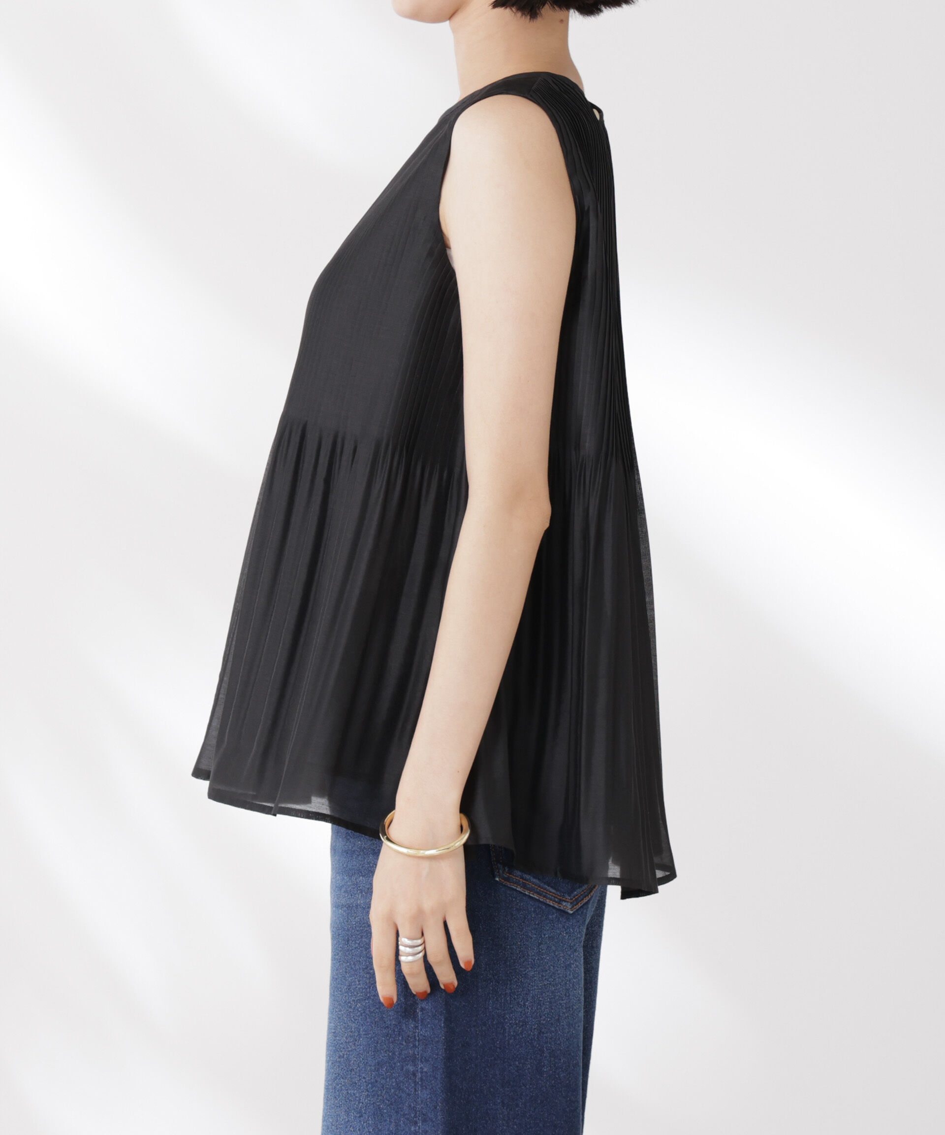 nano･universe「ノースリーブプリーツブラウス」|シャツ・ブラウス|