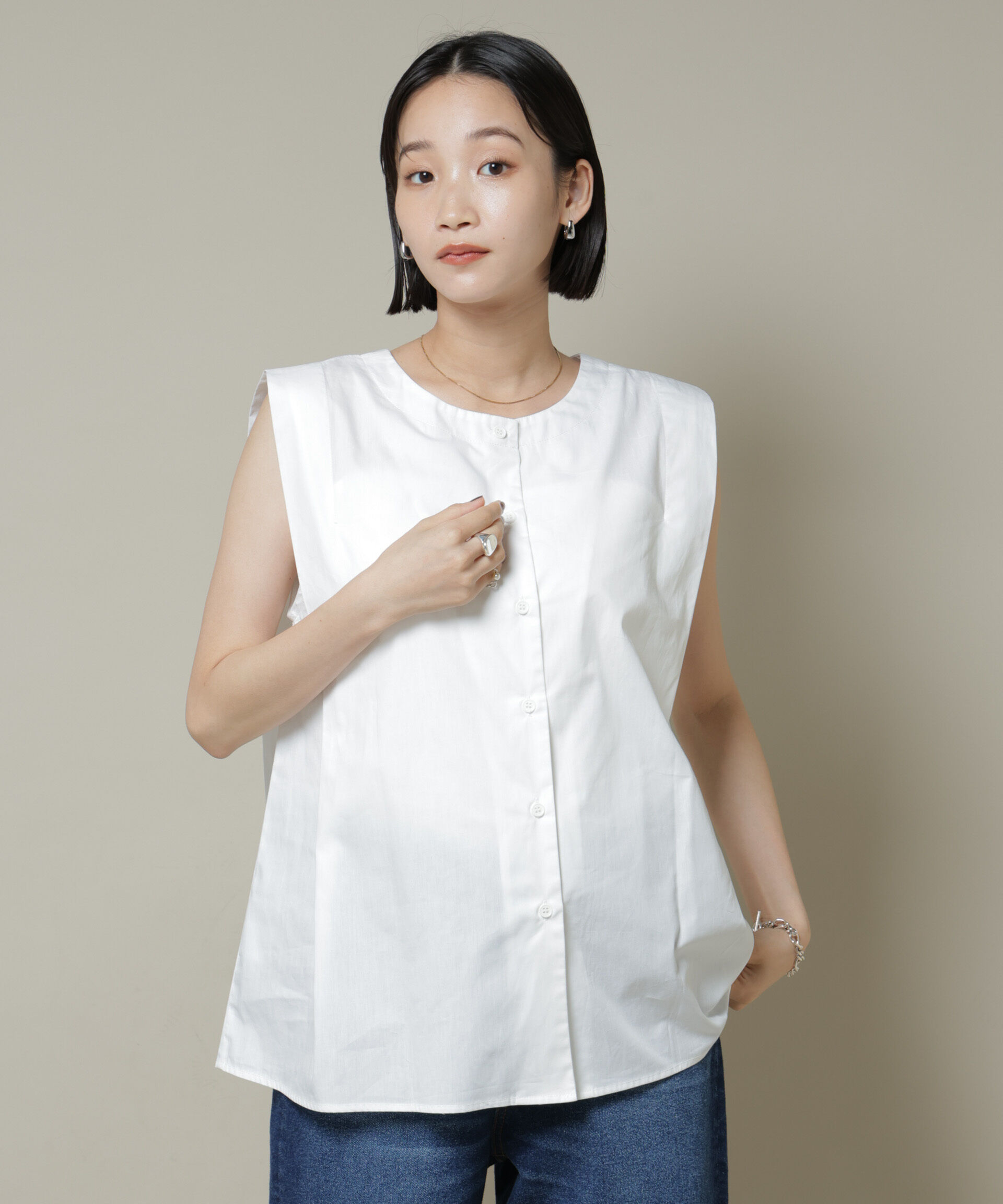 nano･universe「前後2wayブロードボタンデザインノースリーブブラウス」|シャツ・ブラウス|