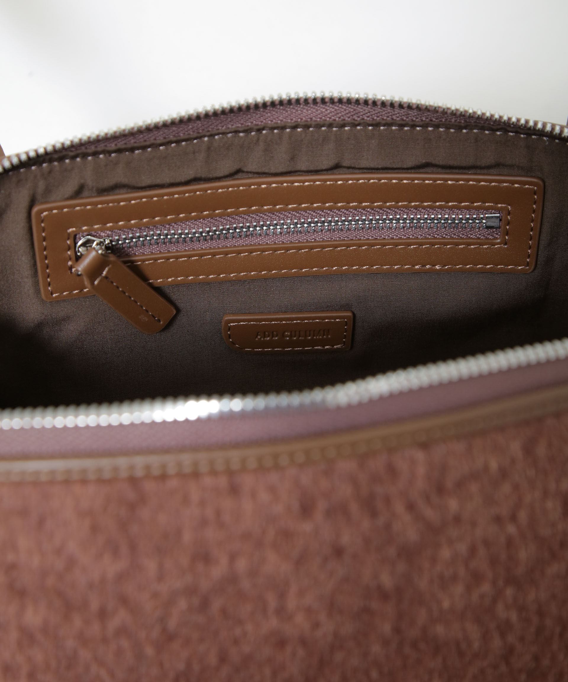 nano･universe「ADD CULUMN/FIGRE BODYBAG HAIR CALF」|ショルダー・メッセンジャー|