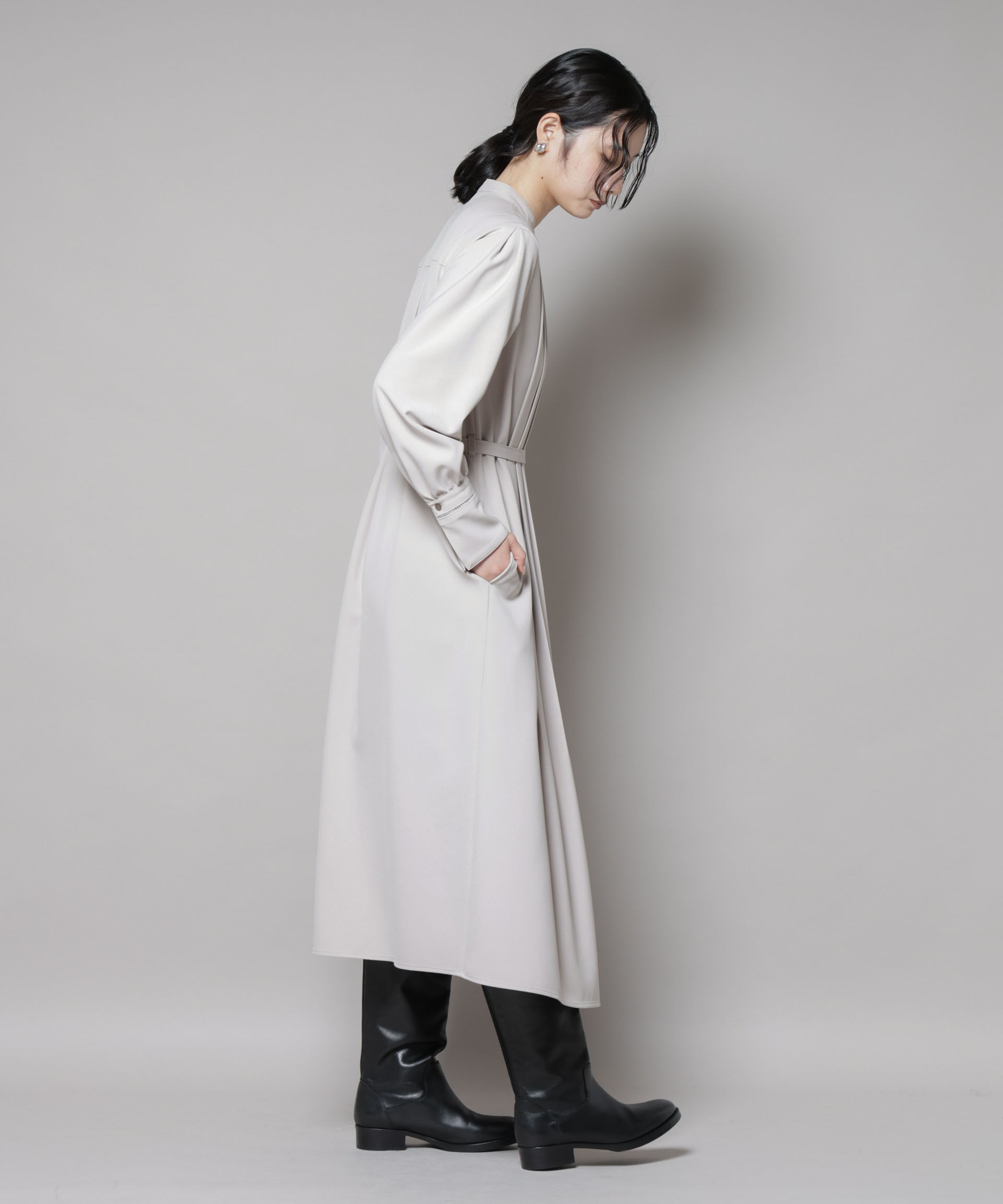 nano･universe「ダブルクロスベルト付きタックワンピース」|ワンピース|