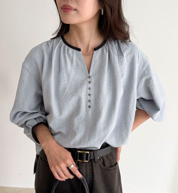 fredy emue「起毛パイピングギャザーブラウス」|シャツ・ブラウス|サックスブルー