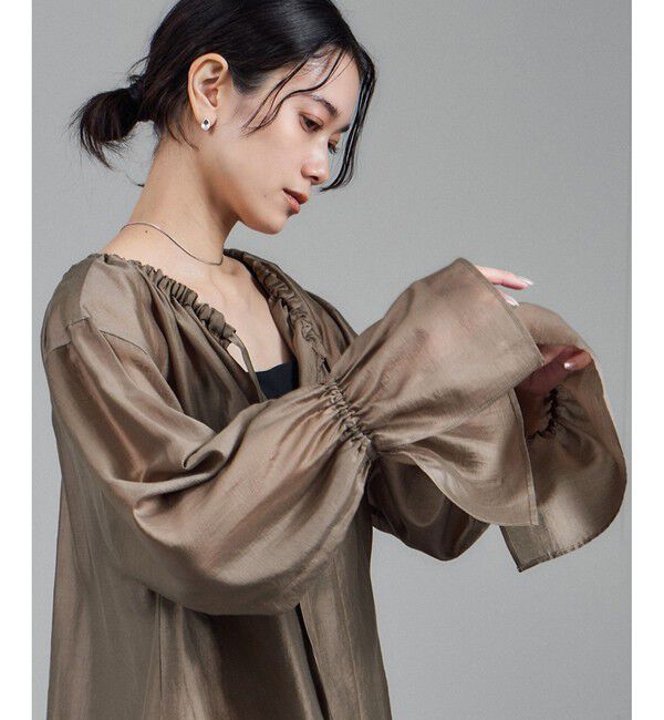 SALON adam et rope'「【WEB限定】2WAYシアーリュクスギャザーブラウス」|シャツ・ブラウス|ベージュ系(28)