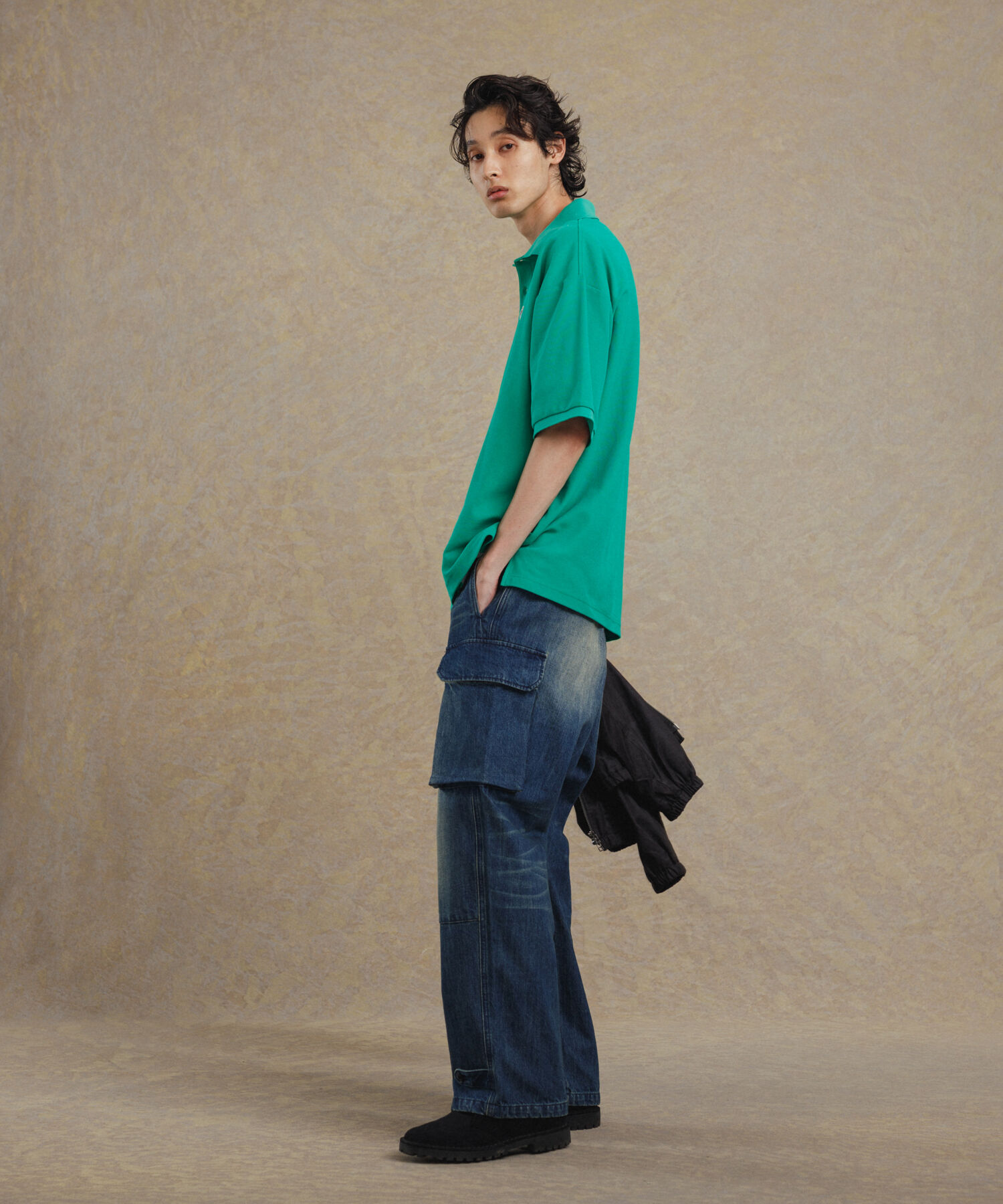 ADAM ET ROPE'「【WEB限定】LOGAN/ローガン 別注 ワンポイント刺繍 ビッグシルエット カノコ ポロシャツ」|シャツ・ブラウス|