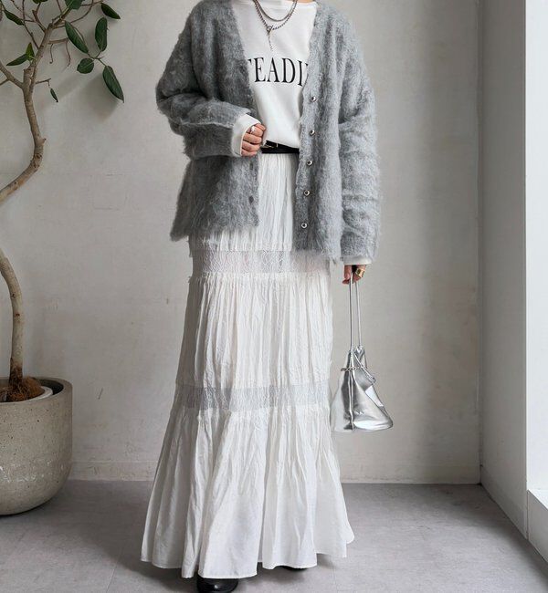  「ブラッシュ加工シルバーボタンカーディガン」|カーディガン|