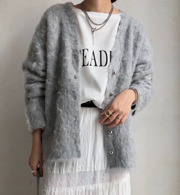  「ブラッシュ加工シルバーボタンカーディガン」|カーディガン|