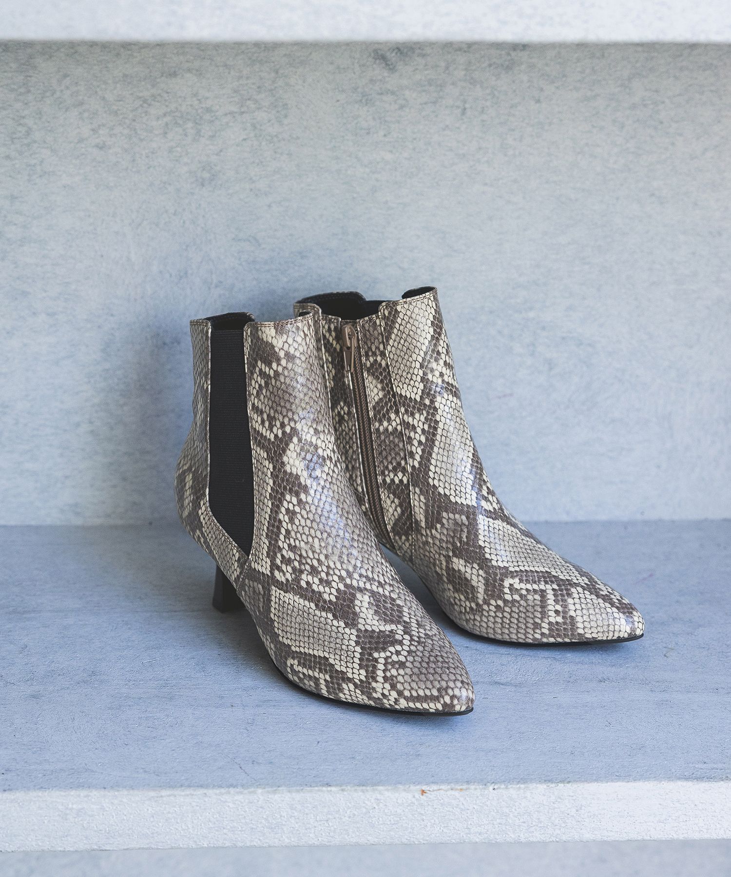A part by 「サイドゴアヒールブーツ」|ショートブーツ|パイソン