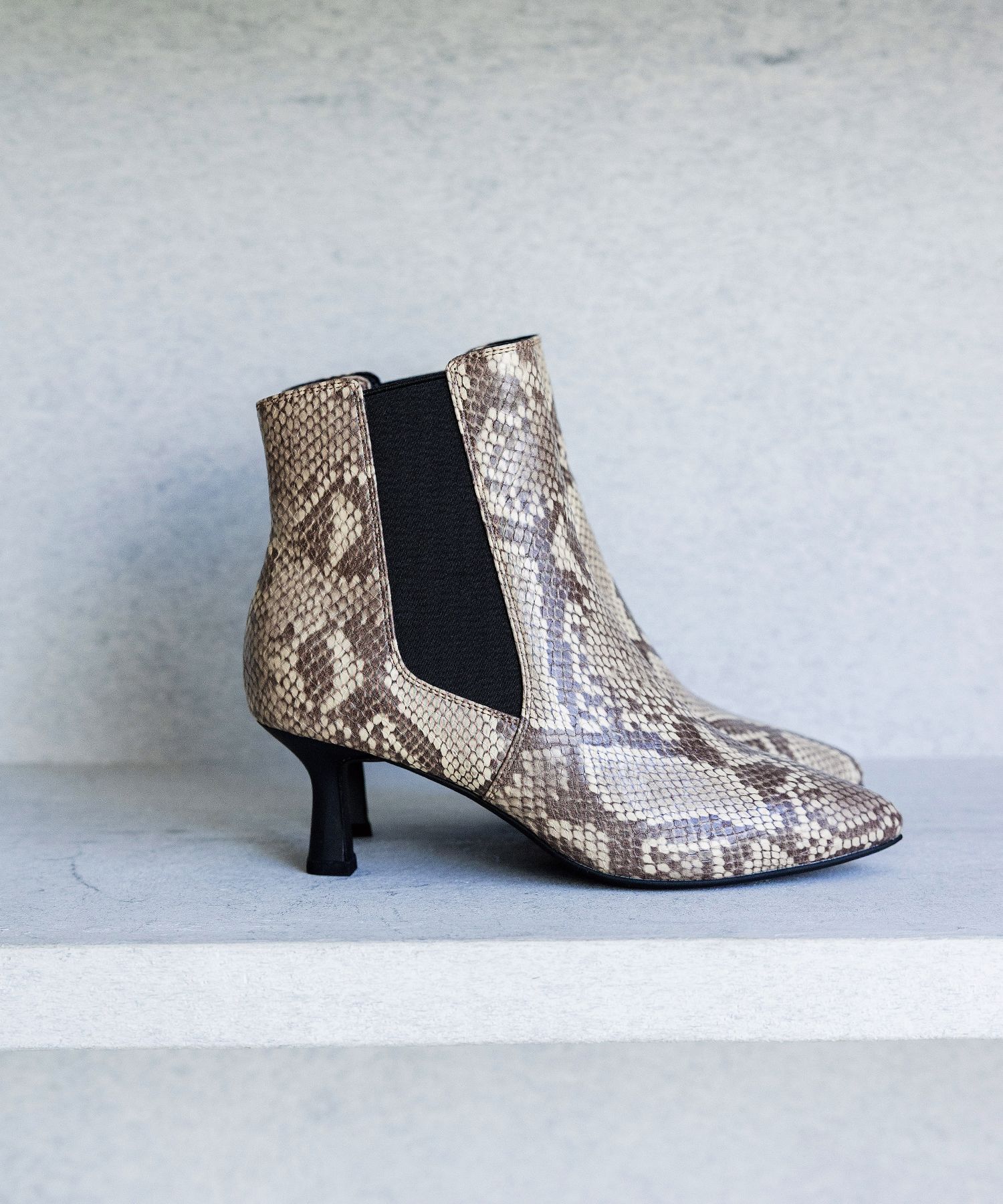 A part by 「サイドゴアヒールブーツ」|ショートブーツ|