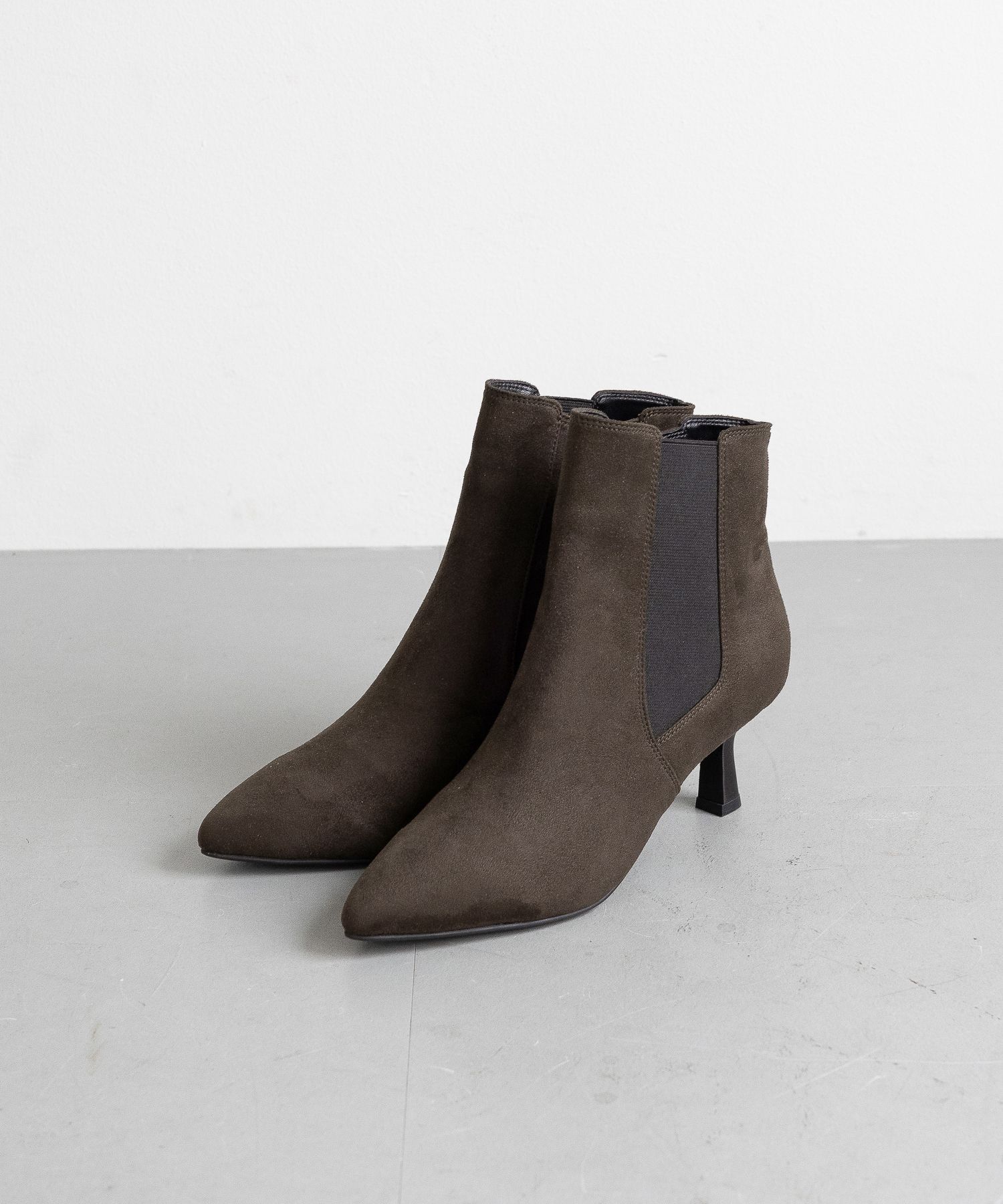 A part by 「サイドゴアヒールブーツ」|ショートブーツ|ブラウン