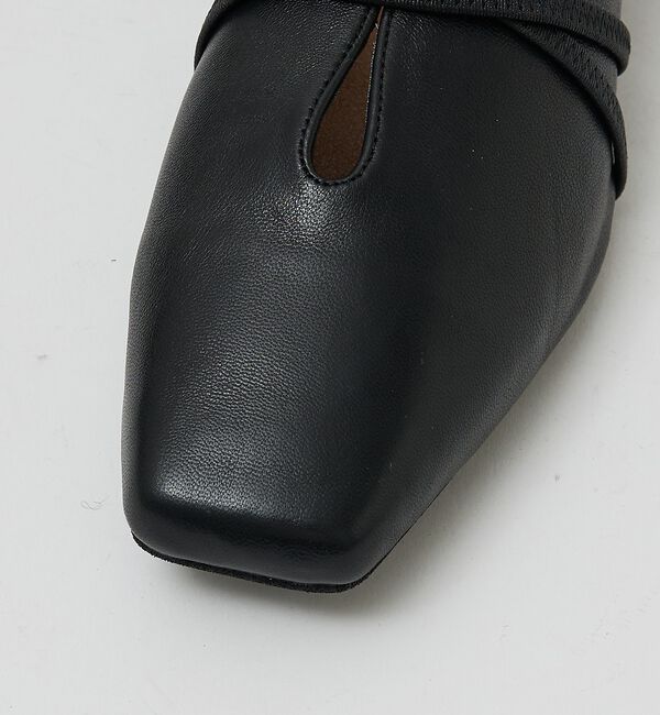 AU BANNISTER「ストラップソフトレザーフラットパンプス」|その他|