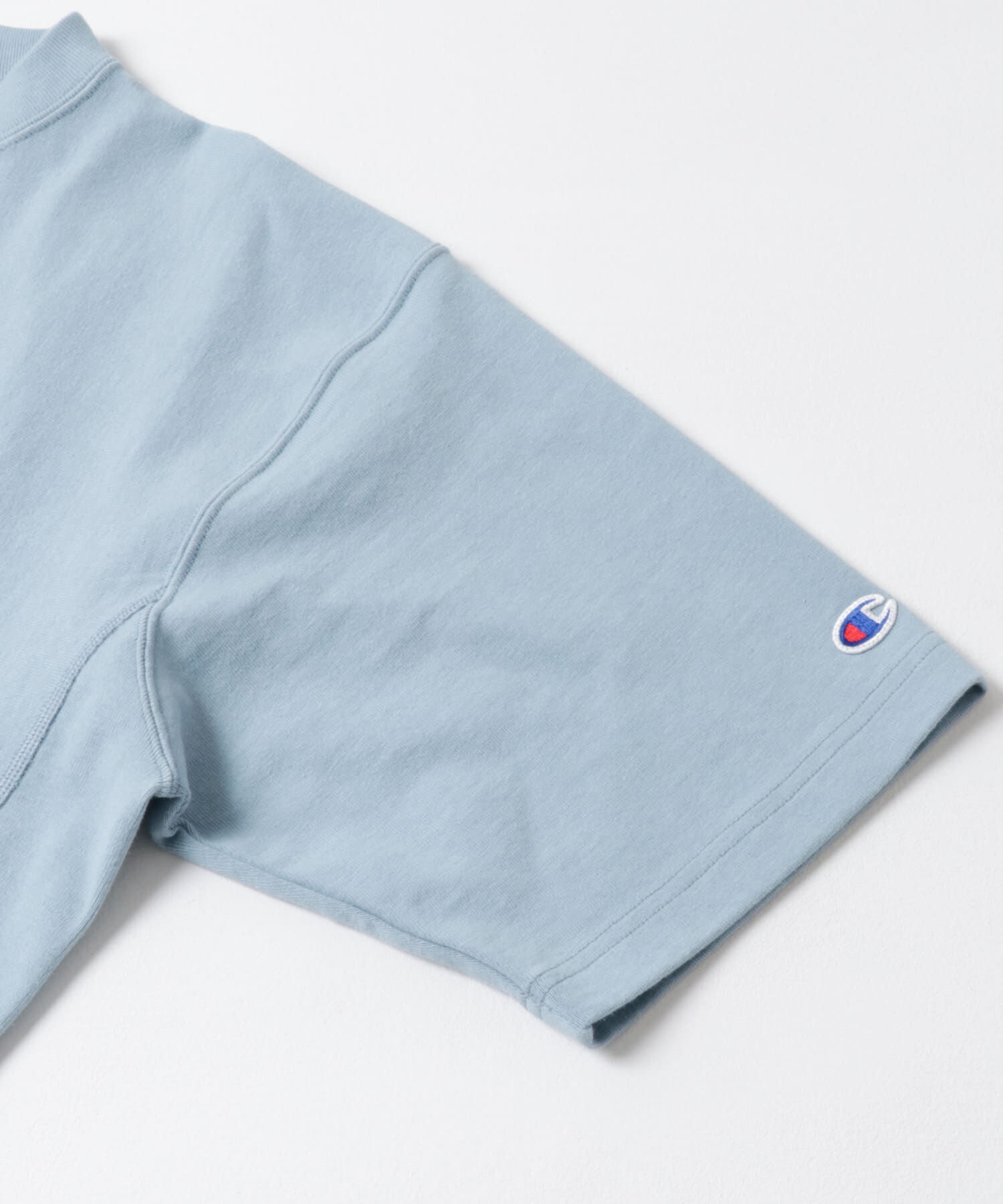 URBAN RESEARCH「『別注』Champion&times;UR　USA Fit Short-Sleeve T-shirts」|Tシャツ・カットソー|