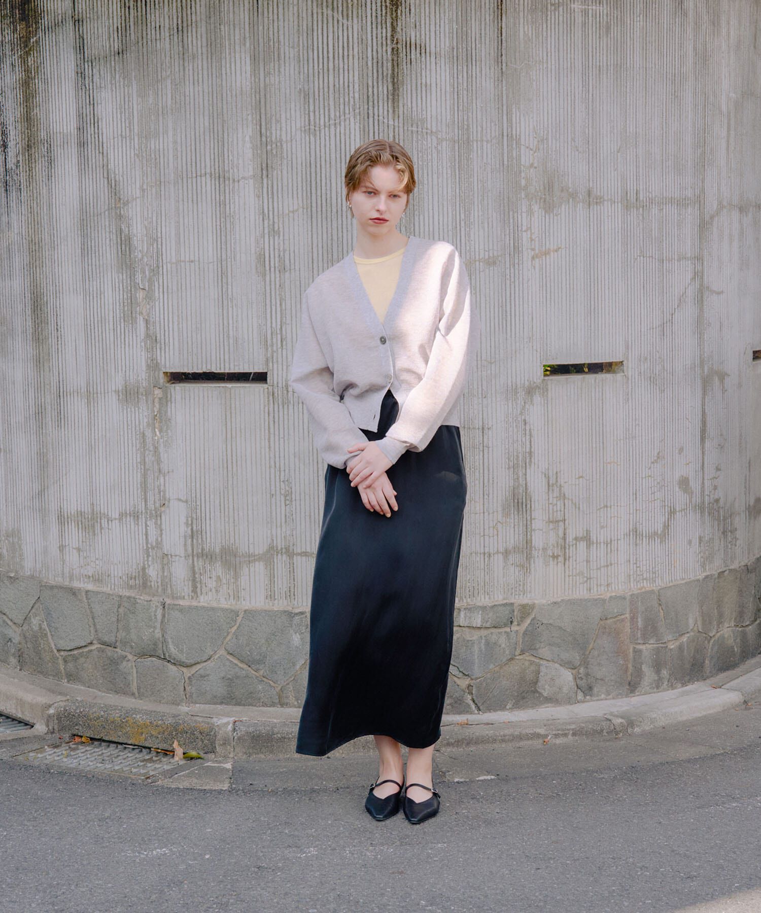 URBAN RESEARCH「new basic　リネン混スポンディッシュニットカーディガン」|カーディガン|